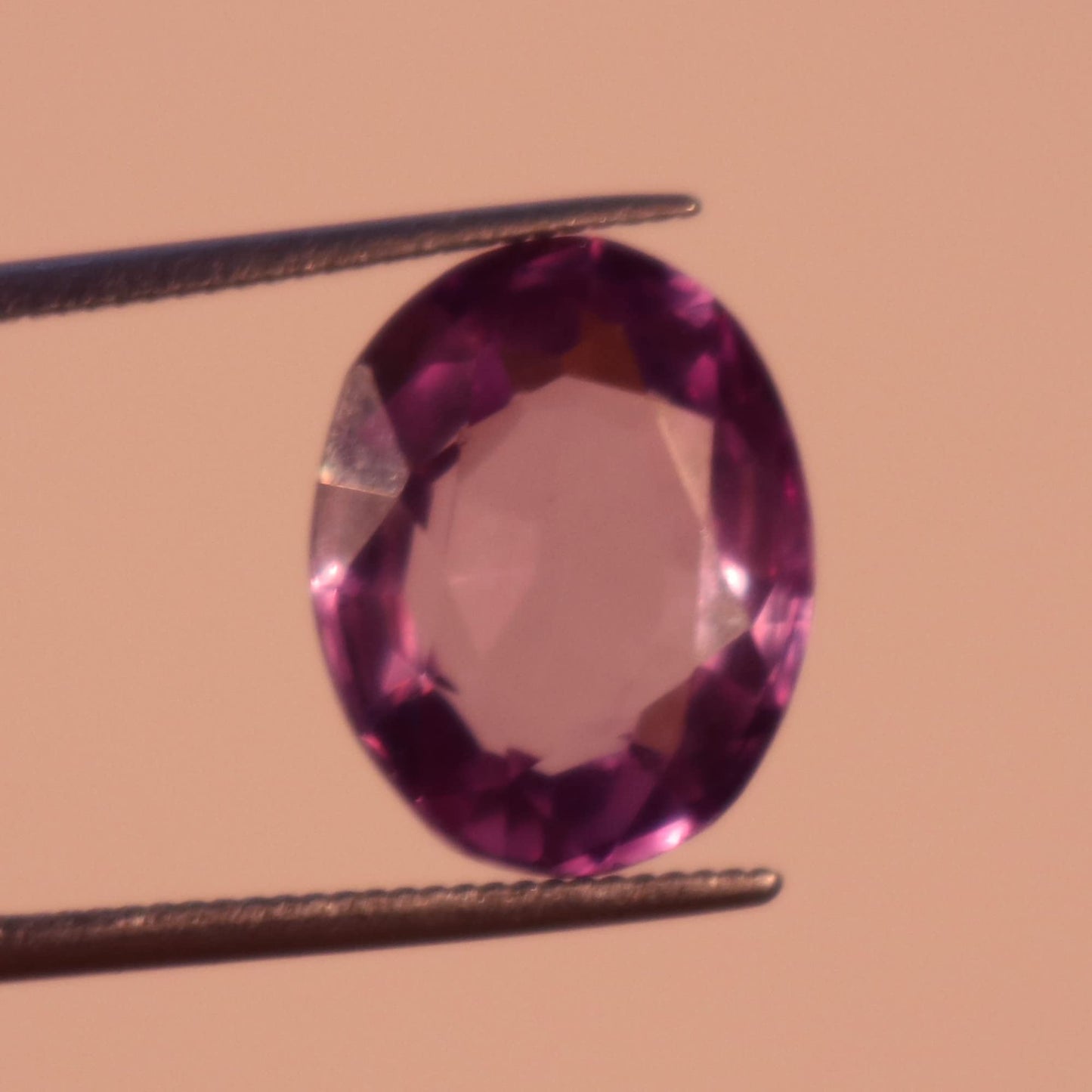 GEMHUB Oval Cut Genuine Color Changing Alexandrite Gemstone, for Silver Jewelry, Gold Jewelry, Pendant, Ring making Stone.. VV-210