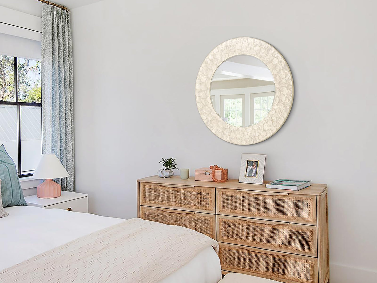 Autdot Capiz Shell Round Mirror, 30'' Coastal Mirror with Natural Capiz Seashell Frame, Decorative Circle Wall Mirrors for Living Room Mantel Bathroom Entryway