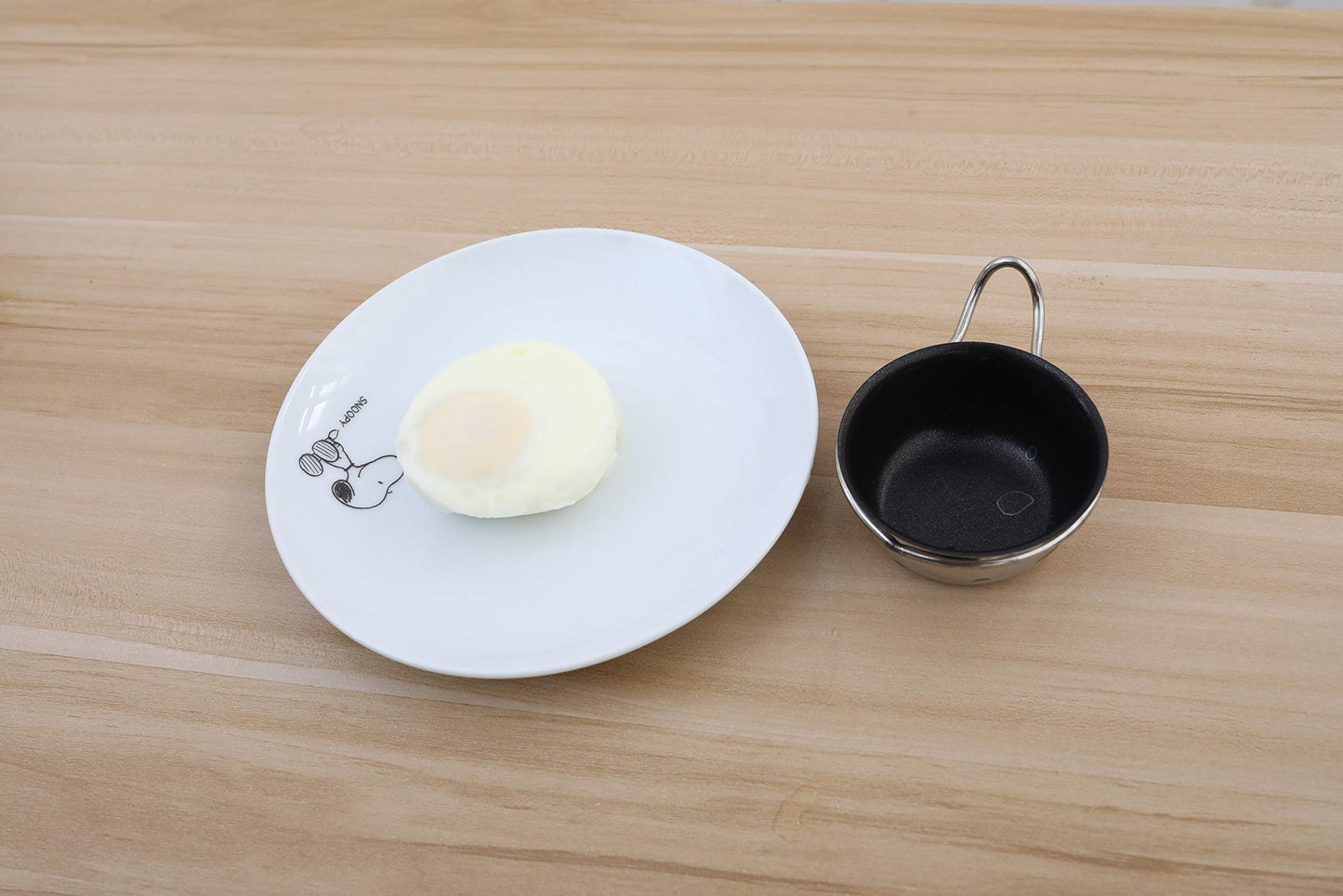 6 Cups Egg Poacher Pan - Stainless Steel Poached Egg Cooker – Induction Cooktop Egg Poachers Cookware Set with 4 Nonstick Large PFOA FREE Egg Poacher Cups and Silicone Spatula