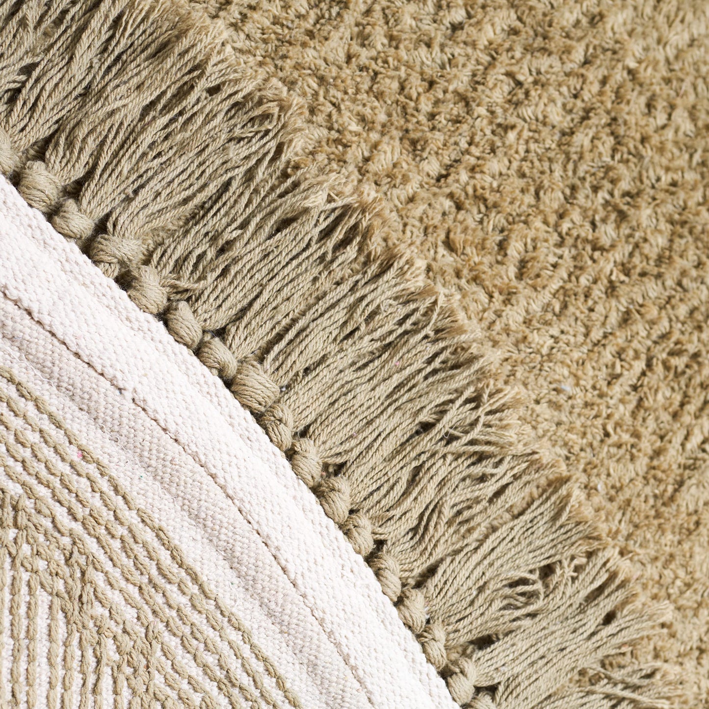 SAFAVIEH Washable Rug Easy Care Collection - 4' Round, Green & Ivory, Handmade Cotton, Easy to Clean, Ideal for Foyer, Kitchen, Nursery, Office, Bedroom (ECR204Y)