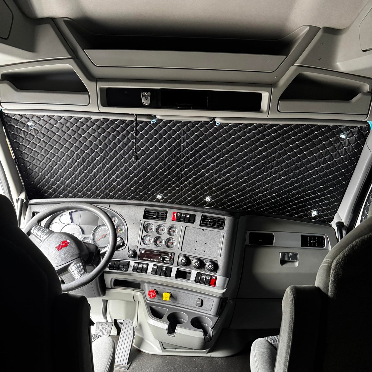 Sun Shield – 3-Layer Insulated Blackout Window Cover – Compatible with Kenworth T680 Semi Truck – Heat & UV Protection, Enhanced Privacy, Easy Install & Removal for Cab Interior Comfort