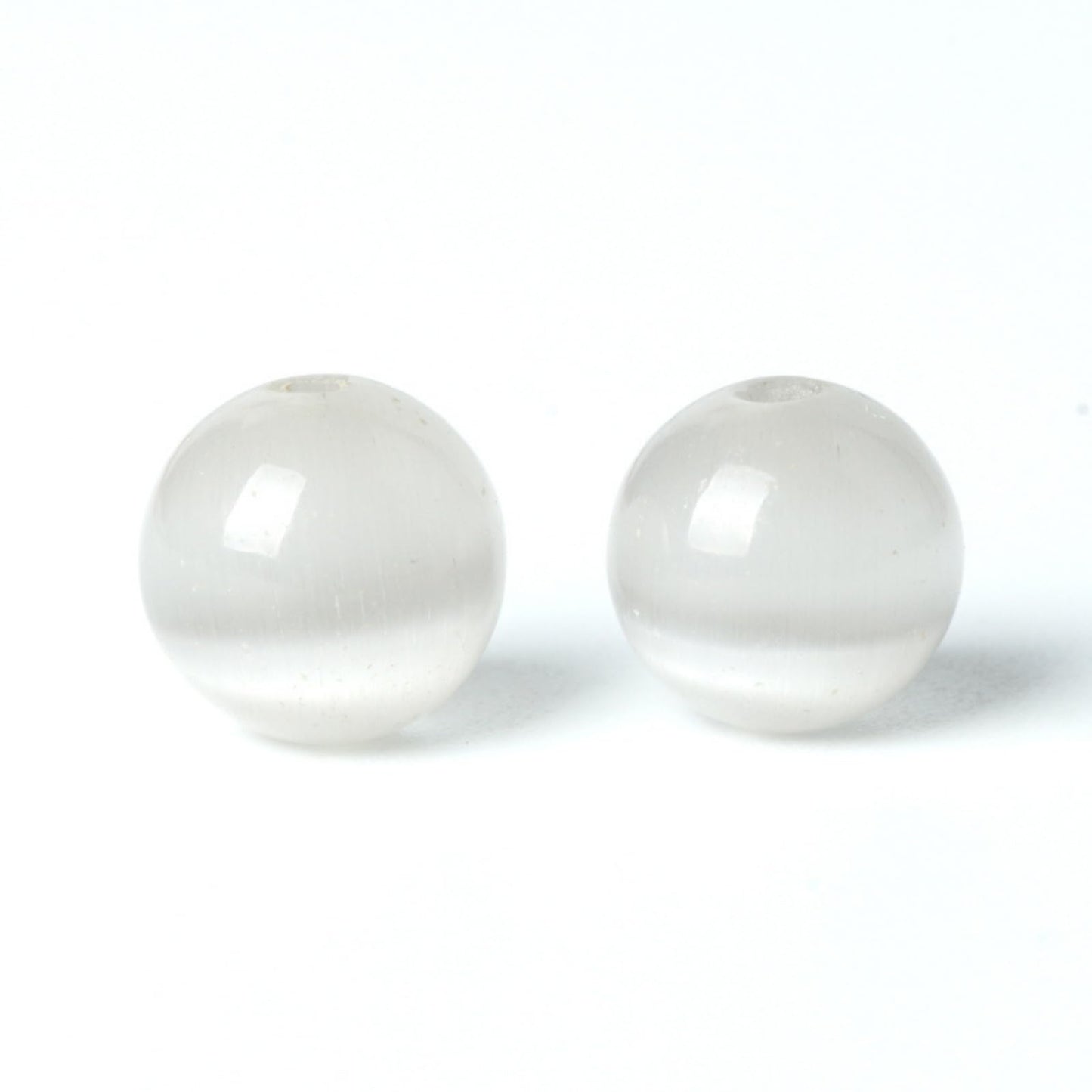 100Pcs Natural Stone 8mm White Cat's Eye Round Loose Gemstone Energy Healing Beads Hole Size 1mm DIY Smooth Beads for Bracelet Necklace Earrings Jewelry Making