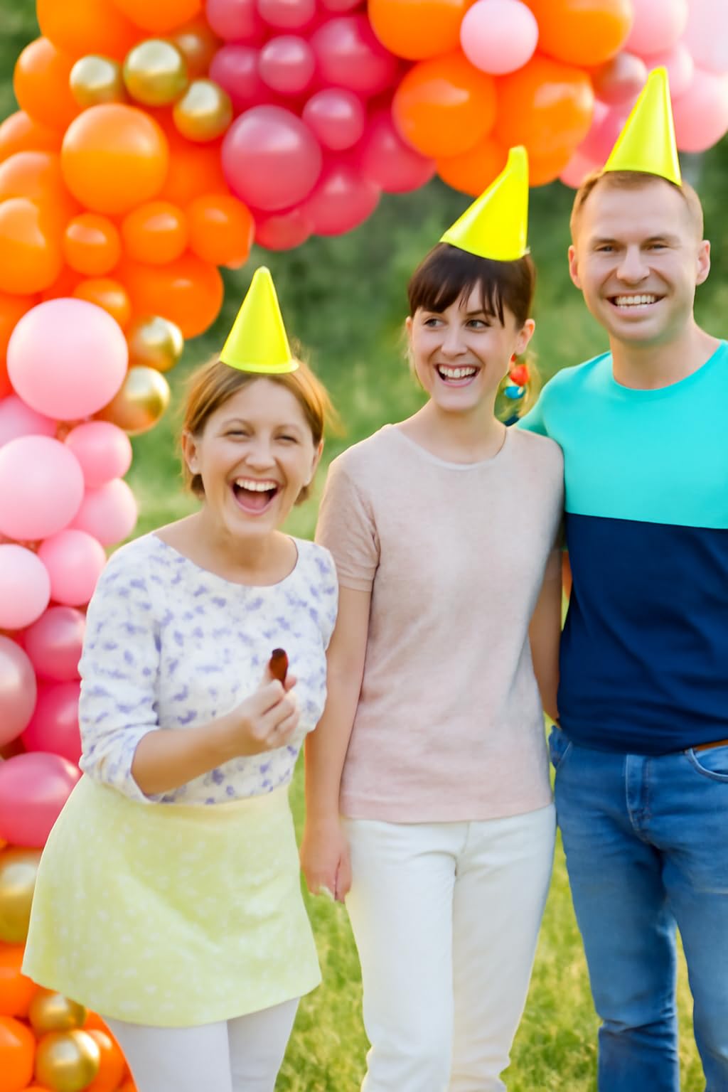 Pink Orange Balloon Garland, Daisy Balloon Arch with Metallic Gold Party Flower Balloons For Birthday Baby Shower Wedding Groovy Theme Decorations