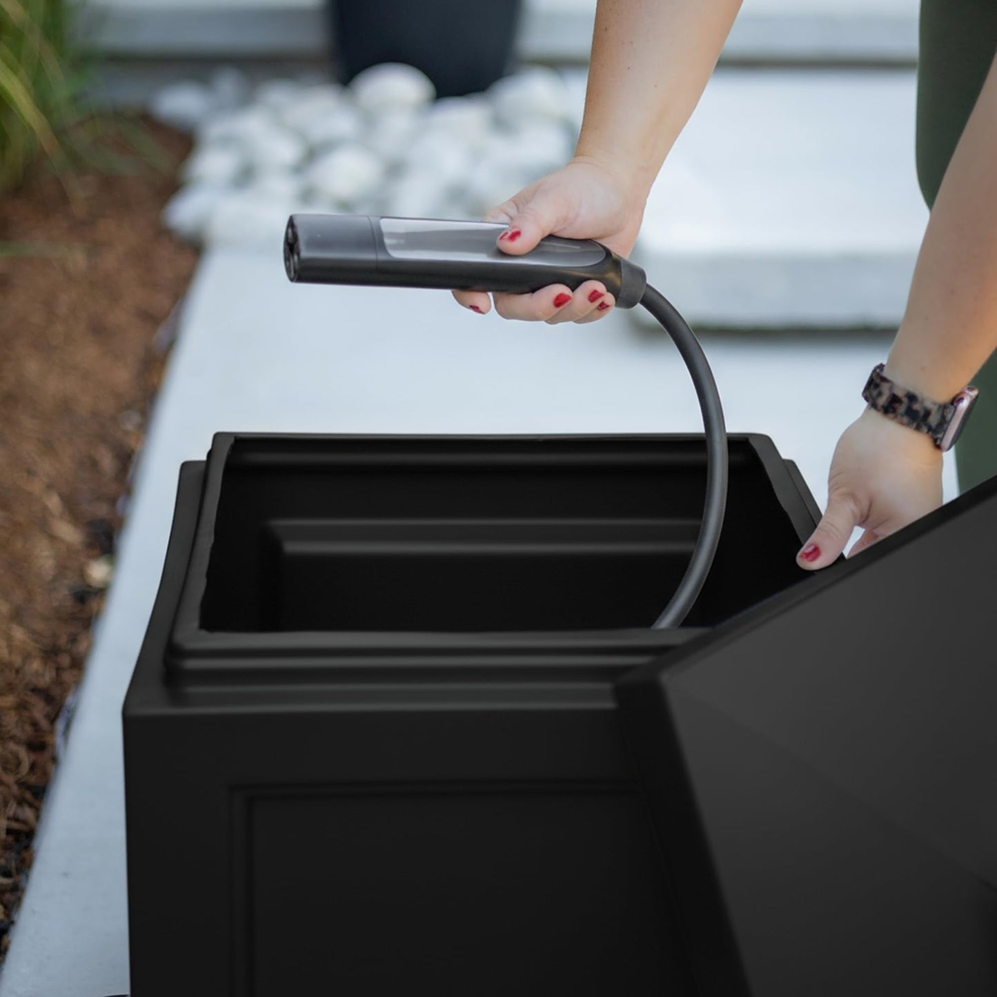 Mayne Fairfield Garden Hose Bin - Black - 17in L x 17in W x 18in H - Holds up to 100 ft. of standard garden hose (5858-B)