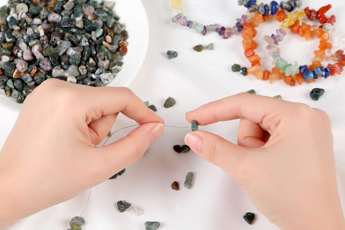 LAIDANLA Indian Agate 400pcs Natural Chip Stone Beads 5-8mm Healing Crystal Irregular Gemstones Drilled DIY Loose Rocks Bead Crystal for Bracelet Earrings Necklace Jewelry Making Crafting