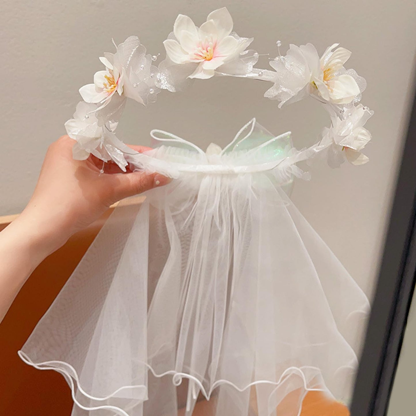 yuruyi Artificial Flower Crown Headband for Women Girls – Boho Floral Wreath Halo for Weddings, Photoshoots, Festivals, Birthdays, and Costume Parties (White Peach Blossom, Adjustable)