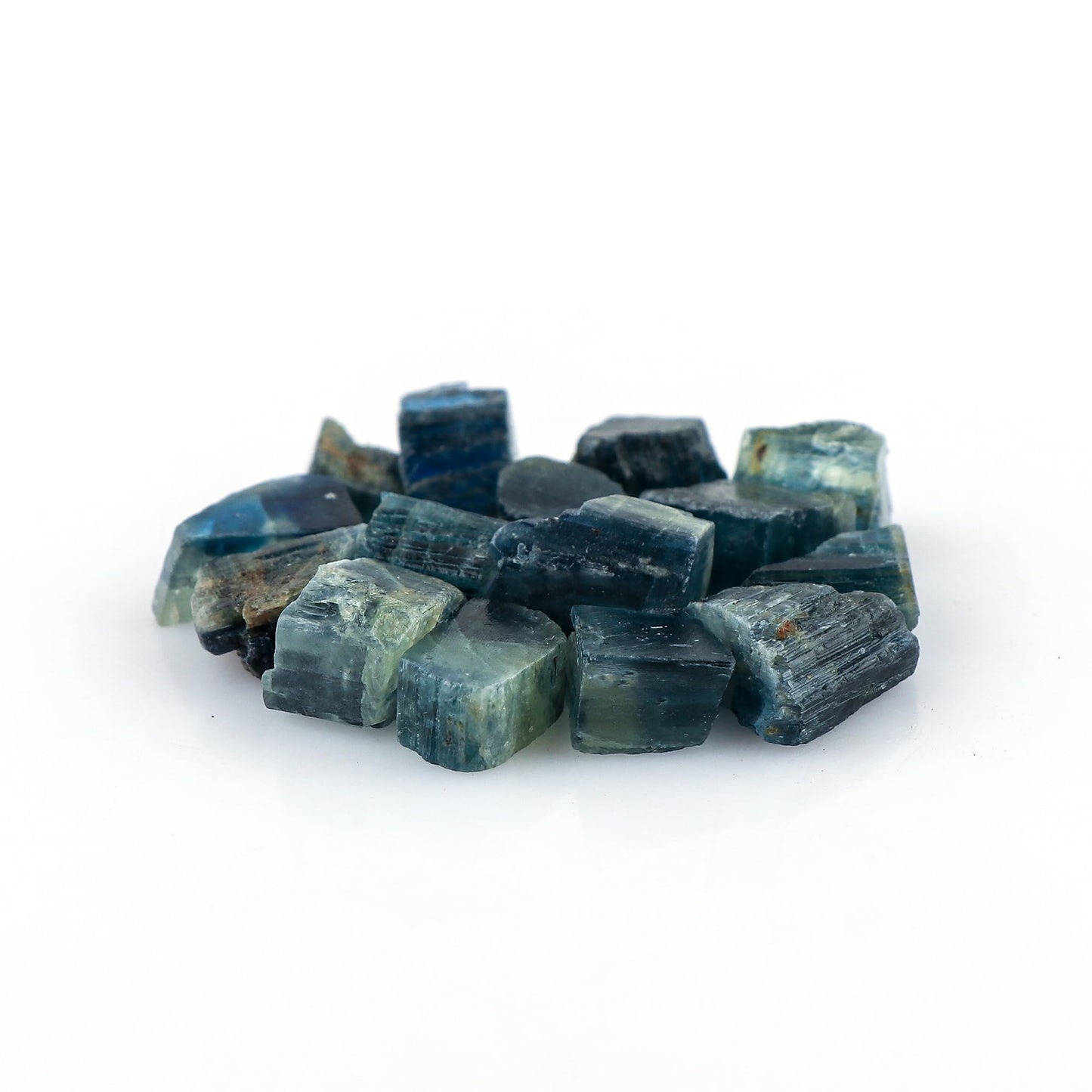 CRYSTALIS 100cts Natural Blue-Kyanite Raw Crystals, Loose Gemstone Wholesale Bulk Rough Jewelry Making Supply, Chakra And Healing Raw Stones, Wire Wrapping, DIY, Tumbling, Gem Collection