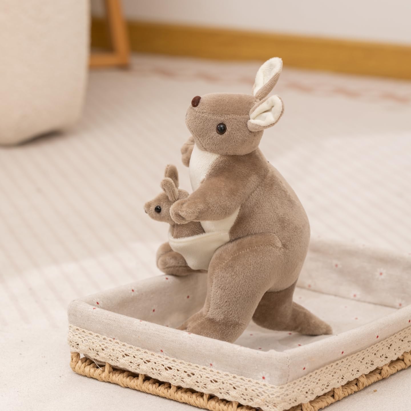 unsnurnoch 9.84" Kangaroo Plush Toy with Baby Joey, Cute Stuffed Animal Doll, Soft Cuddly Kangaroo Mom and Baby, Perfect Birthday for Kids, Friends, Home Decoration