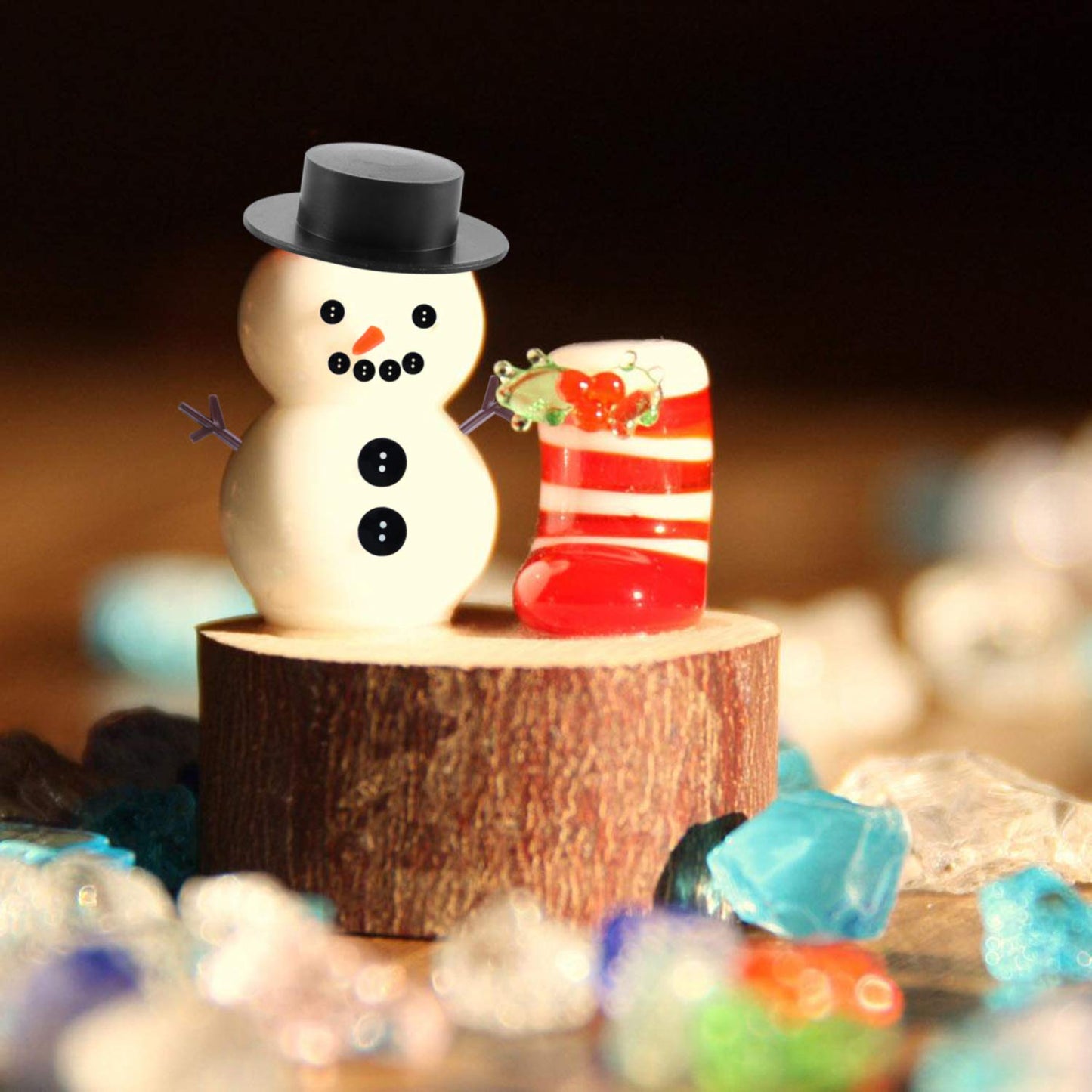 800pcs Christmas Snowman DIY Craft Kit Including 80 Mini Black Top Hats, 80 Carrot Snowman Noses, 160 Snowman Hands, 480 Tiny Black Buttons for Christmas DIY Snowman Crafting, Sewing, Party Supplies