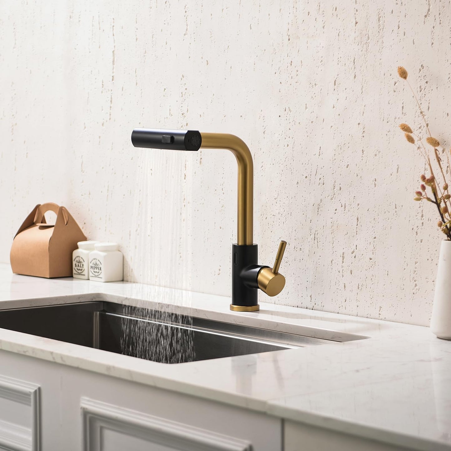 CENOSA Touchless Kitchen Faucet Motion Sensor Hands Free Single Handle Kitchen Sink Faucet with Pull Down Sprayer Black and Gold