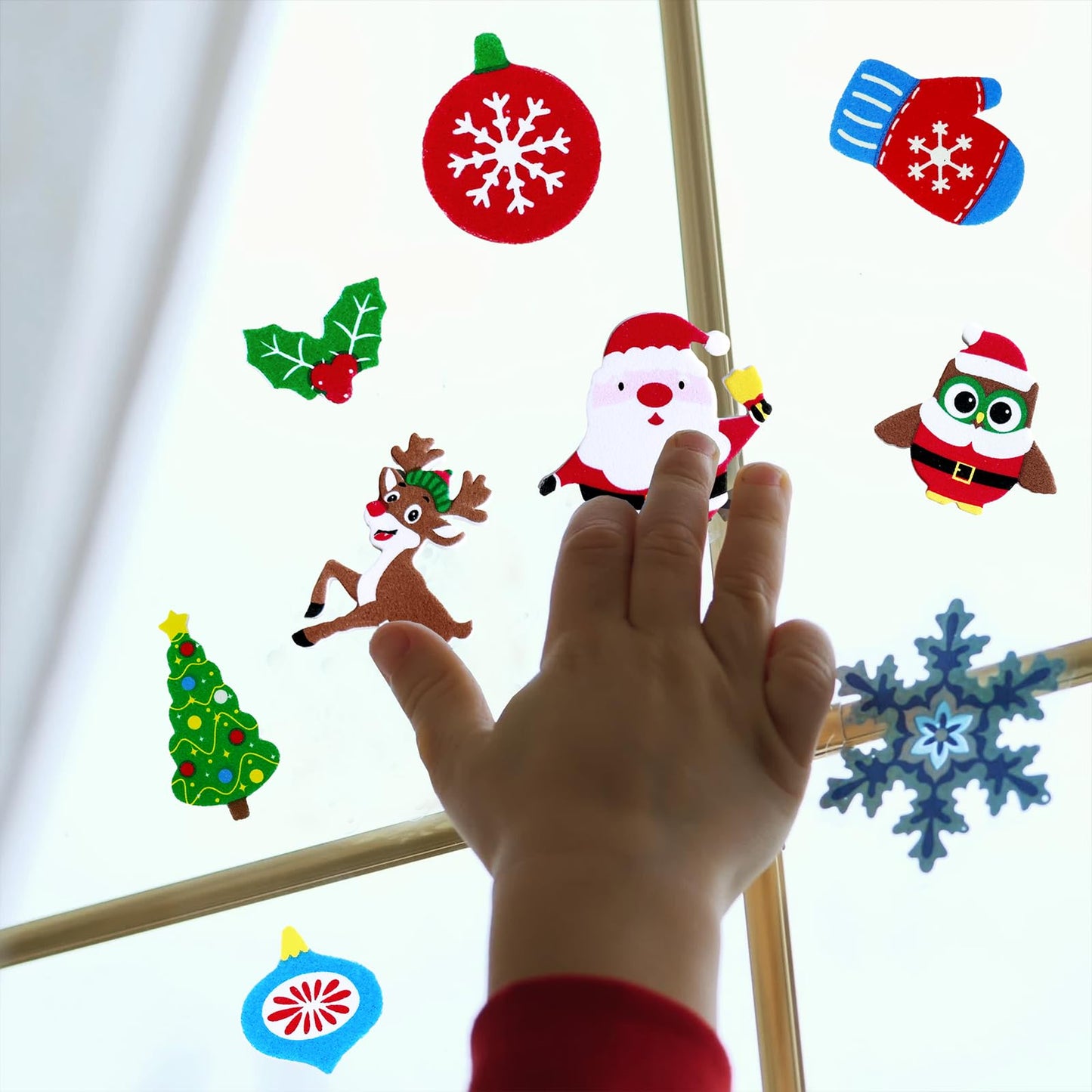 Winlyn 522 Pcs Bulk Assorted Christmas Stickers Christmas Crafts Foam Self-Adhesive Santa Reindeer Snowman Stickers Embellishment Winter Crafts for Kids Holiday Craft Projects Classroom Activities