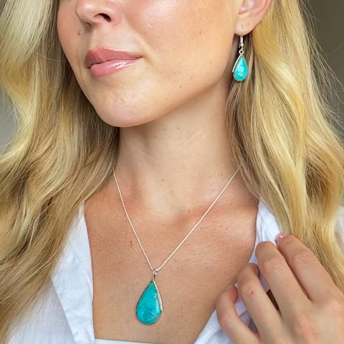 925 Sterling Silver Matching Pendant & Earrings Set with Genuine Gemstones 20" Necklace (Turquoise)