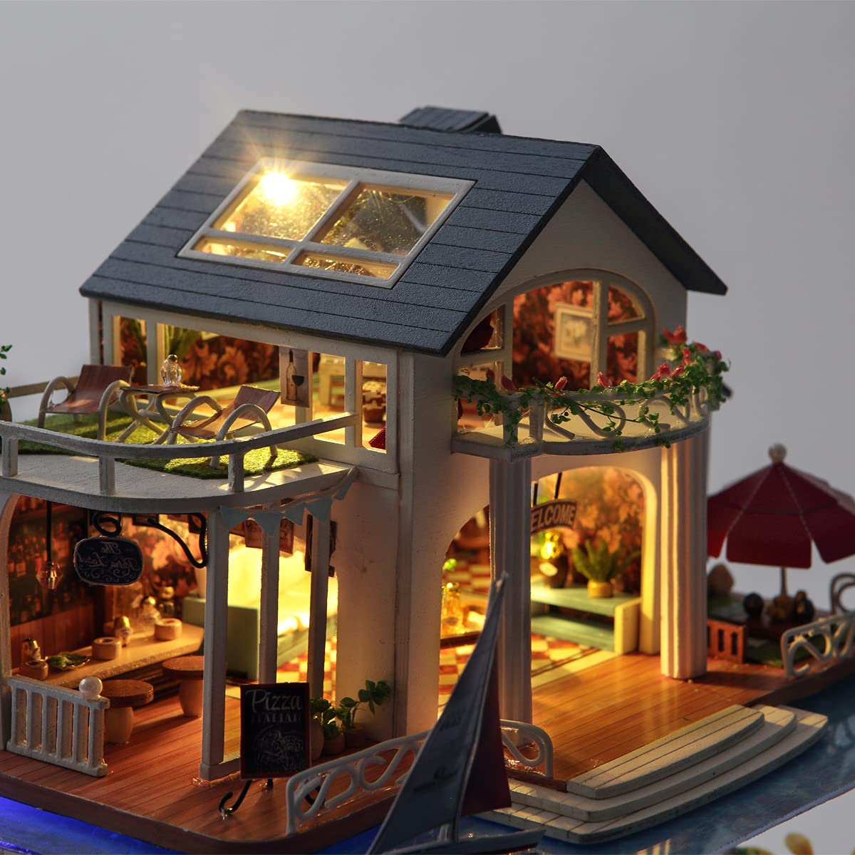 GuDoQi DIY Miniature Dollhouse Kit, Tiny House kit with Furniture and Dust Proof, Miniature House Kit 1:24 Scale Beachside Bungalow, Great Handmade Crafts Gift for Birthday Christmas Day
