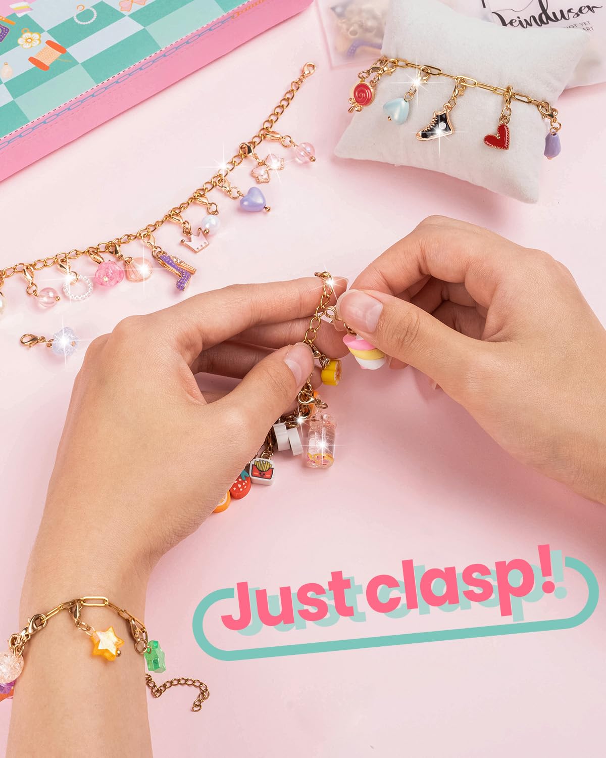 Deinduser Charm Bracelet Making Kit for Girls, Clip on Charms Kit for Bracelets, Charms for Bracelets with Clasp, Chain Bracelet Set for Girls, Ages 5-12