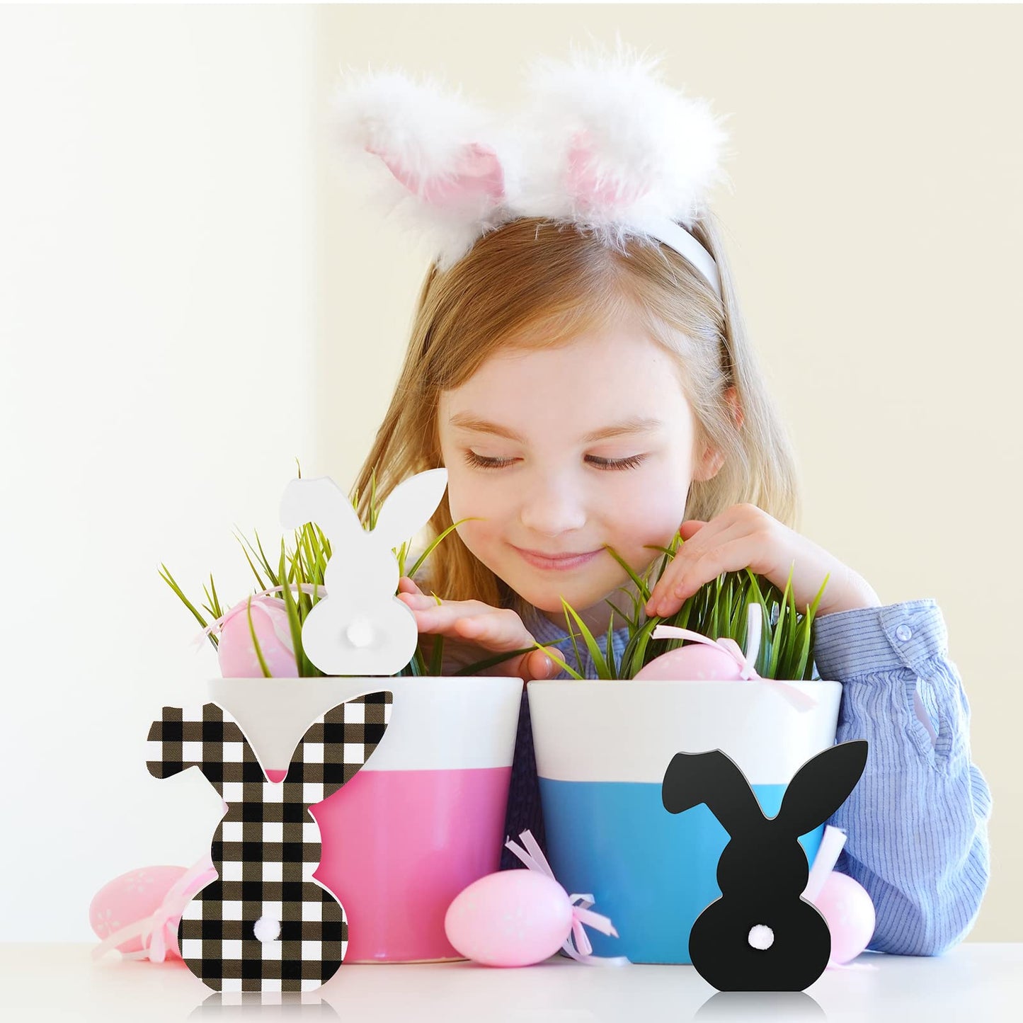 3 pcs Easter Bunny Table Wooden Signs Decor Spring Farmhouse Wood Bunnies Buffalo Plaid Bunny Cute Easter Craft Freestanding Centerpiece Signs for Kids Happy Easter Party Supplies Dining Room Table