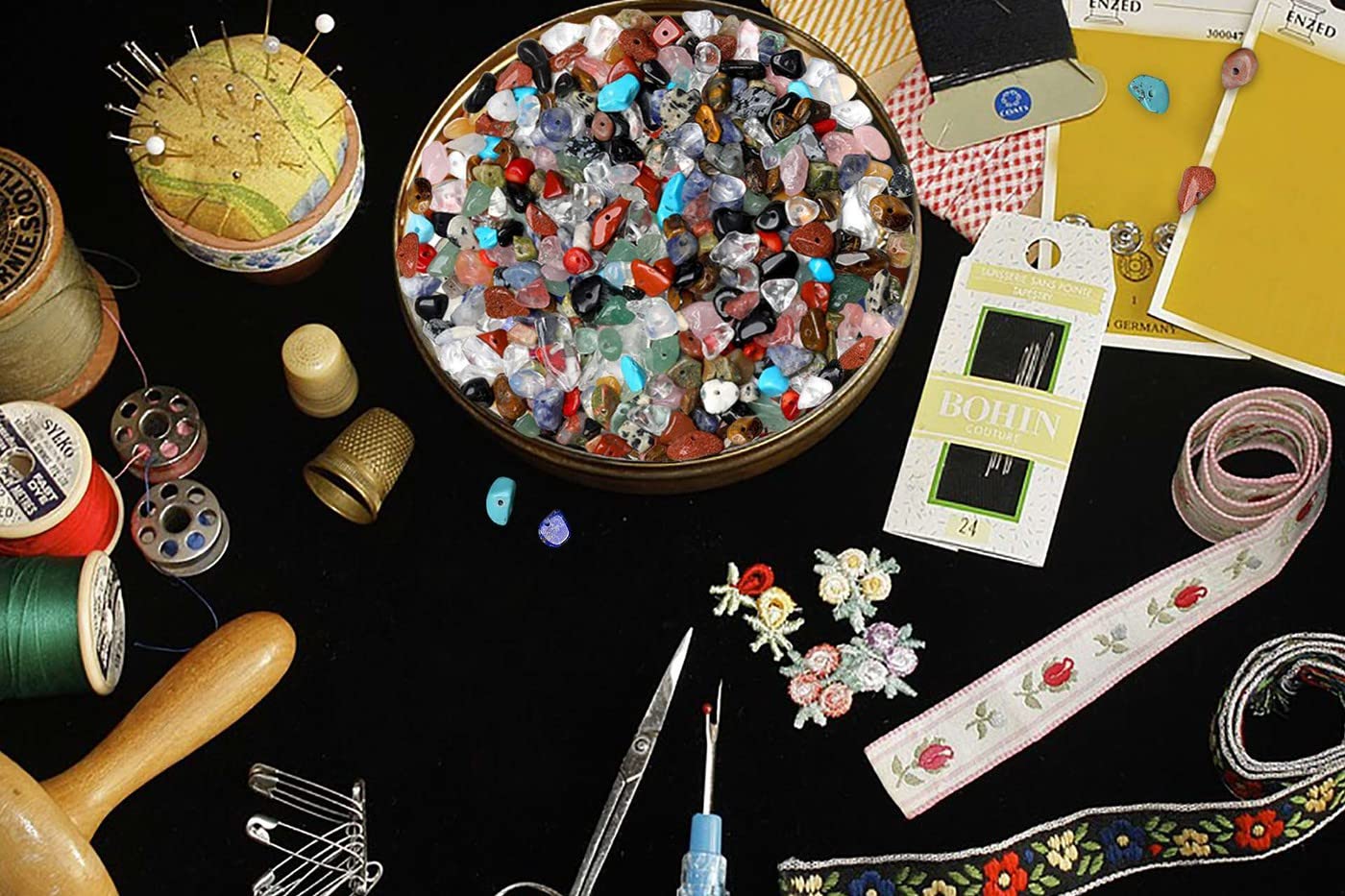 LAIDANLA Multicolor 400pcs Natural Chip Stone Beads 5-8mm Healing Crystal Irregular Gemstones Drilled DIY Loose Rocks Bead Crystal for Bracelet Earrings Necklace Jewelry Making Crafting