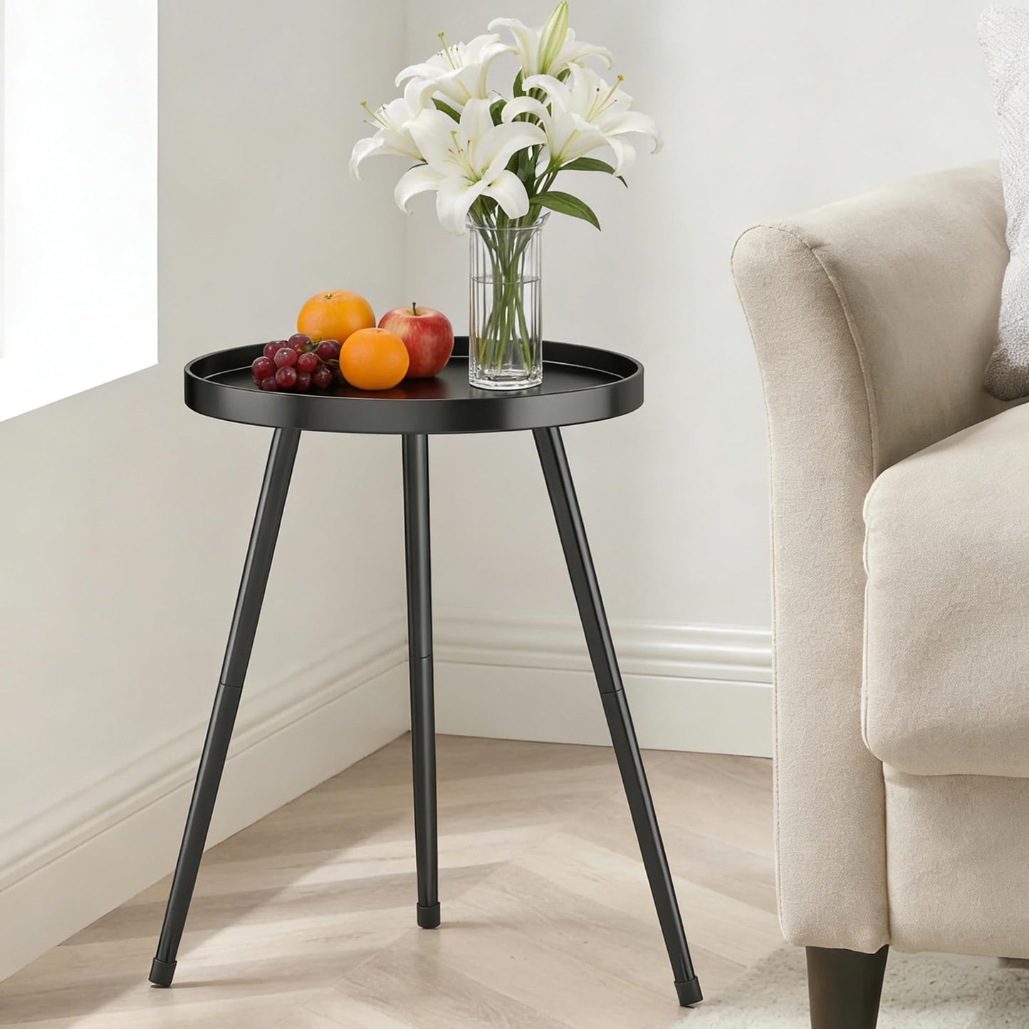 LMGVRZK Small Round Side Table Metal End Table Outdoor Black Side Table Mid-Century Modern Accent Table for Office Bedroom Balcony and Small Spaces.
