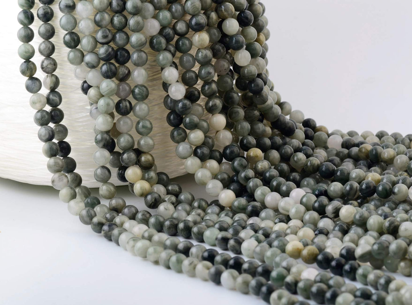 Natural Stone Beads 100pcs 8mm Green Grass Agate Taiwan Green Jade Round Stone Beading Loose Gemstone Hole1mm DIY Smooth Beads for Bracelet Necklace Earrings Jewelry Making (Green Grass Agate, 8mm)