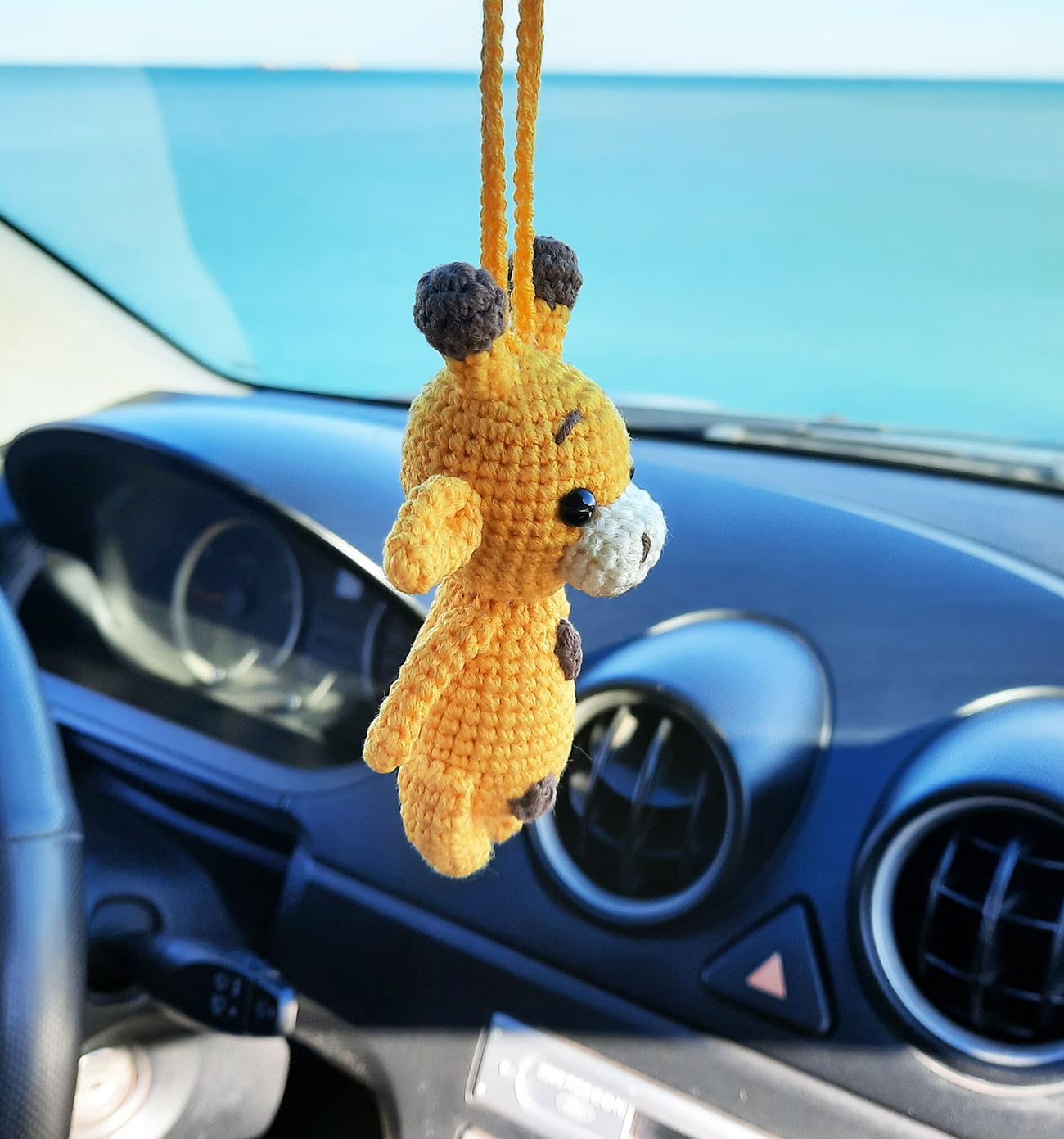 Giraffe Handmade Crochet Car Mirror Hanging Ornament – Cute Home Charm, Amigurumi Animal Decor for Car, Backpack, Nursery, Desk – Gift for Animal Lovers