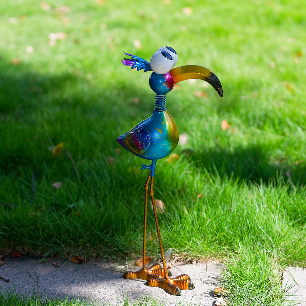 Giole 18.9" Metal Peacock Garden Statue - Weather-Resistant Outdoor Bird Figurine, Yard Art Decor for Lawns and Patios, Unique Gift for Gardening Enthusiasts