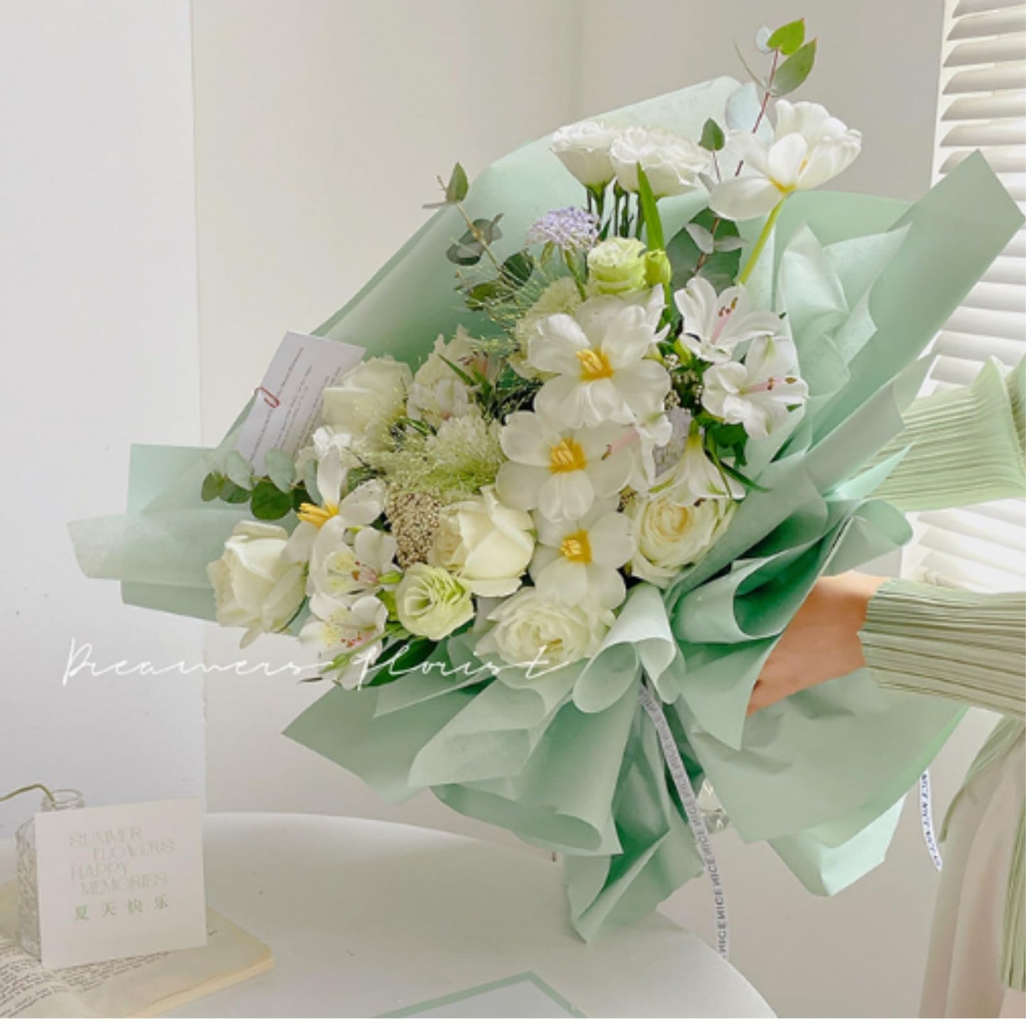 40 Sheets 23.6x23.6 inches Cotton Wrapping Flower Lining Paper,Korean Style Of Waterproof Floral Bouquet Lining Paper Withdrawable Pleated Wrapping Paper Gift Packaging Paper,4 Colors