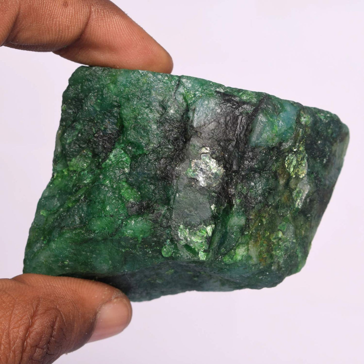 GEMHUB Rare Green Emerald Crystals and Healing Stones 842.50 Carat Natural Raw Lapidary Cabbing Rough Gemstones for Jewelry Making