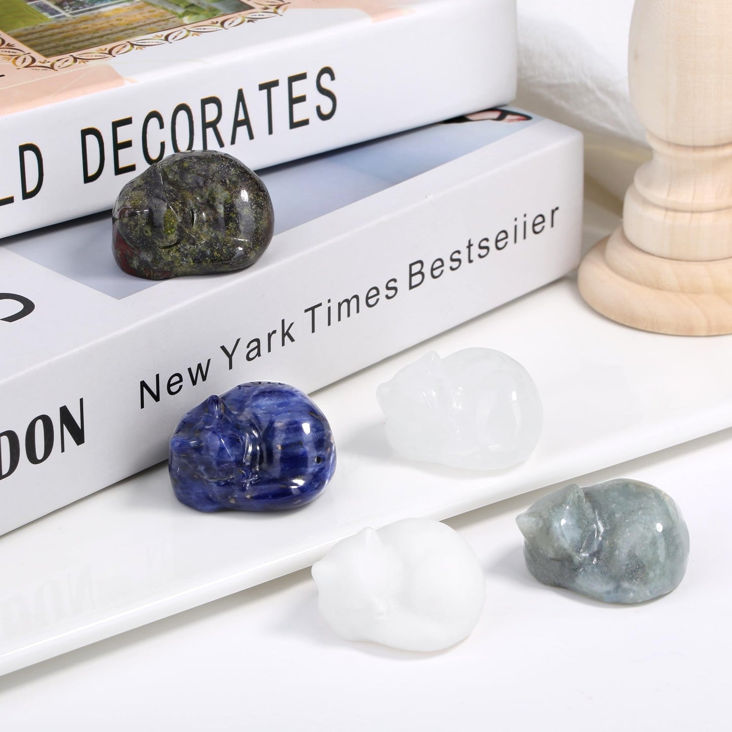 QINJIEJIE Blue Sodalite Cat Decor Healing Crystal Figurine Blue Cat Statue Polished Gemstones Cute Kitten Gifts Stocking Stuffers Home Office Desk Decor Cats Gifts for Cat Lovers Women Men