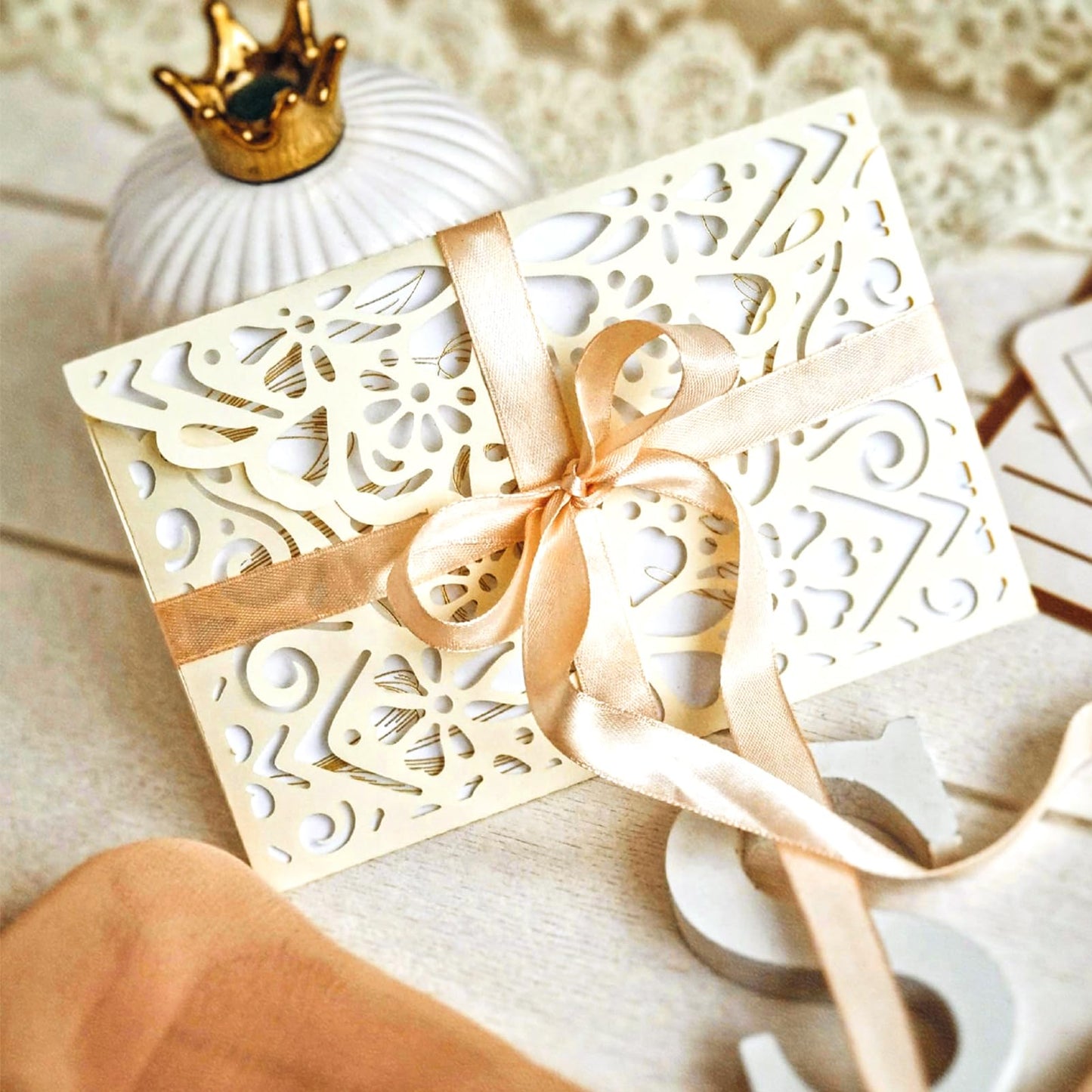 CreGear 100 Sheets Cream Shimmer Cardstock Printer Paper 8.5 x 11, 78lb/210gsm Glossy Card Stock, Premium Pearl Cardstock, Double Side Pearlescent Paper for DIY Craft, Christmas Card Making,Invitation