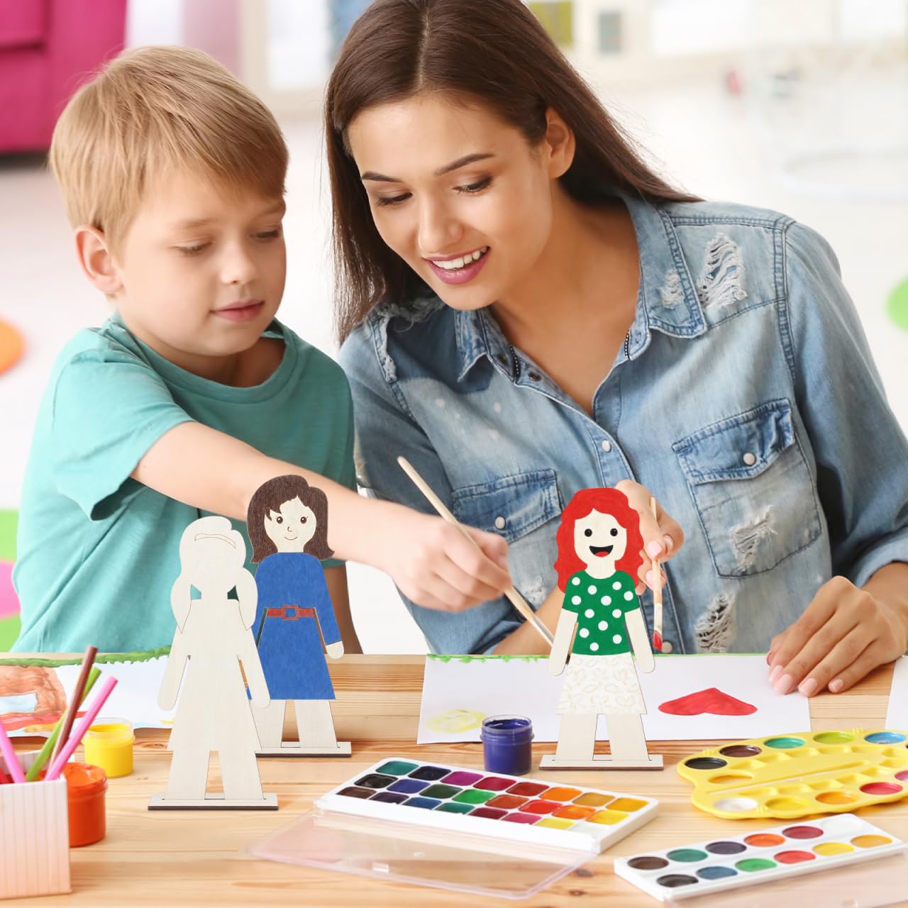 NUOBESTY 20Pcs Standing Wood People Cutouts Girls Manual Blank Wooden Shapes for Crafts Unfinished Woodslices DIY Graffiti Wooden Cutouts Human Decorations Label