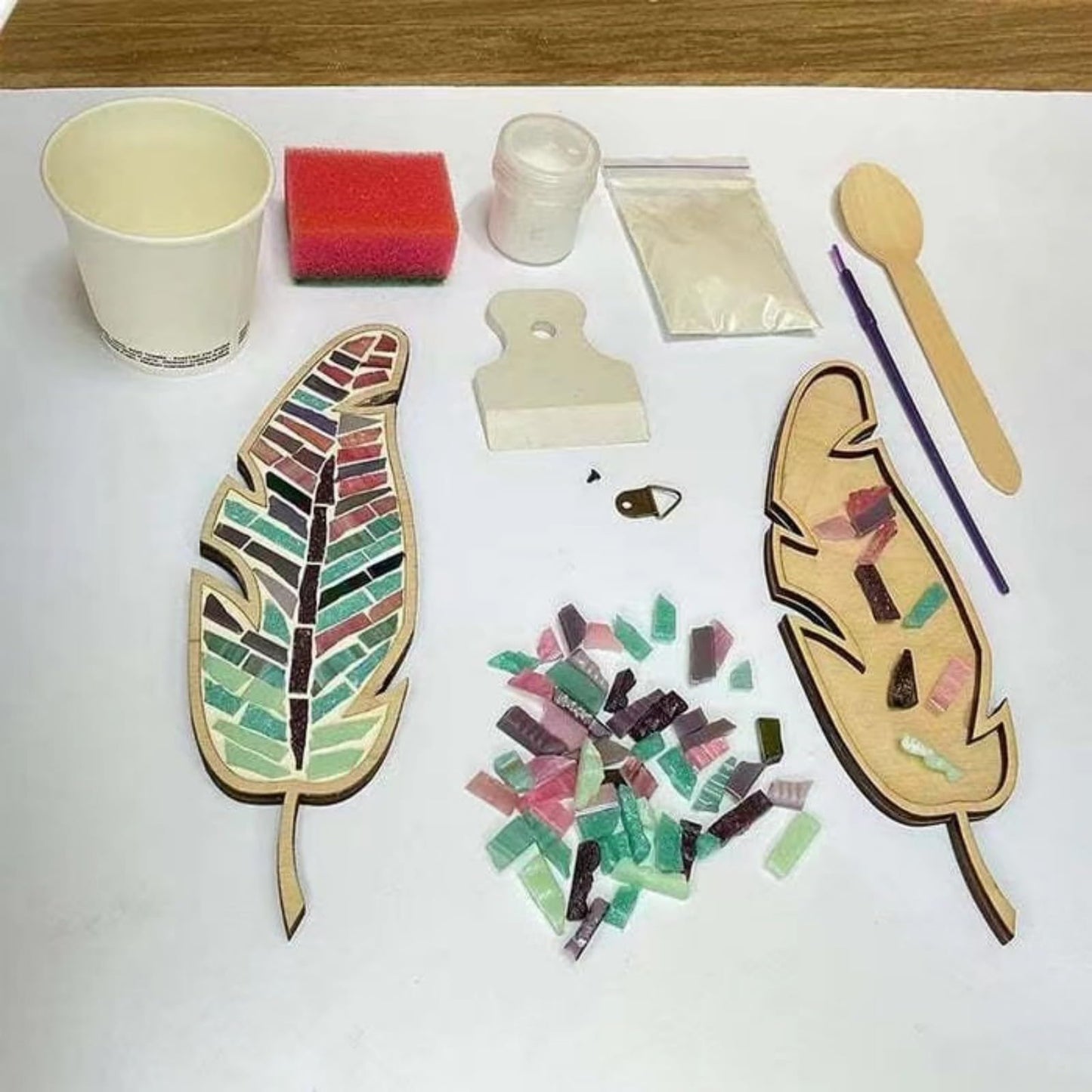 sjljzxd 3PCS Craft Kits for Adults, Mixed Colour Leaf Mosaic Kit, Creative DIY Colourful Home Decoration Mosaic Tiles for Crafts, Glass Mosaic Pieces Kit Mosaic Making Supplies Puzzle (3)