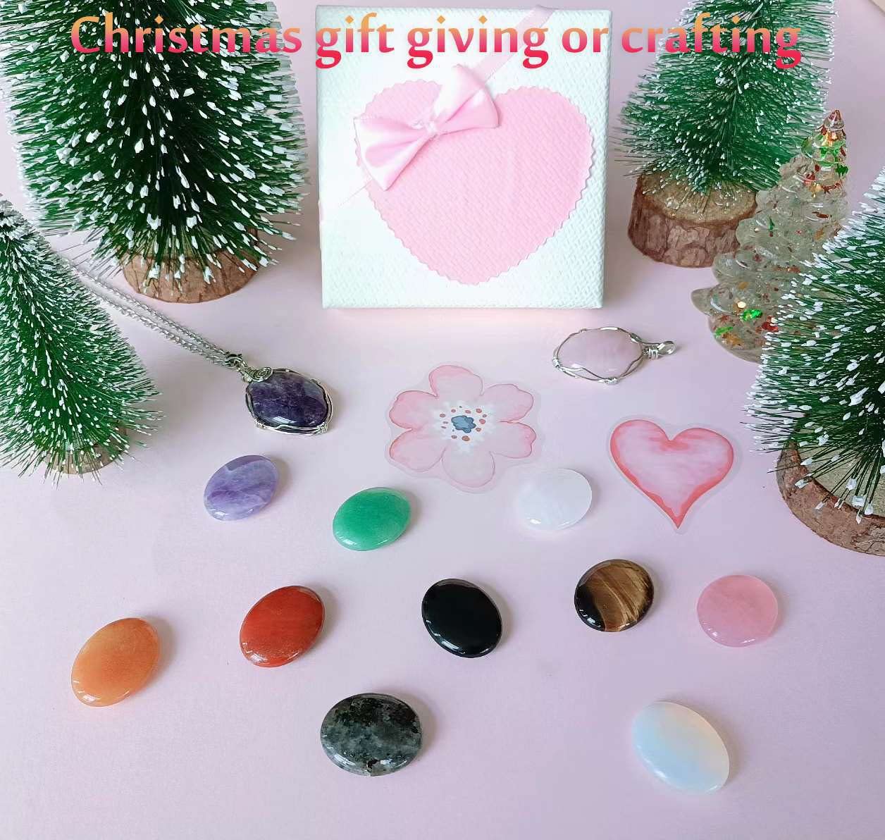 LAIDANLA 10PCS Healing Crystals Palm Stone Set Oval Crystal Amethyst Rose Quartz Obsidian Clear Quartz Polished Natural Stones Pocket Gemstone Home Decoration for Meditation and Anxiety Stress Relief