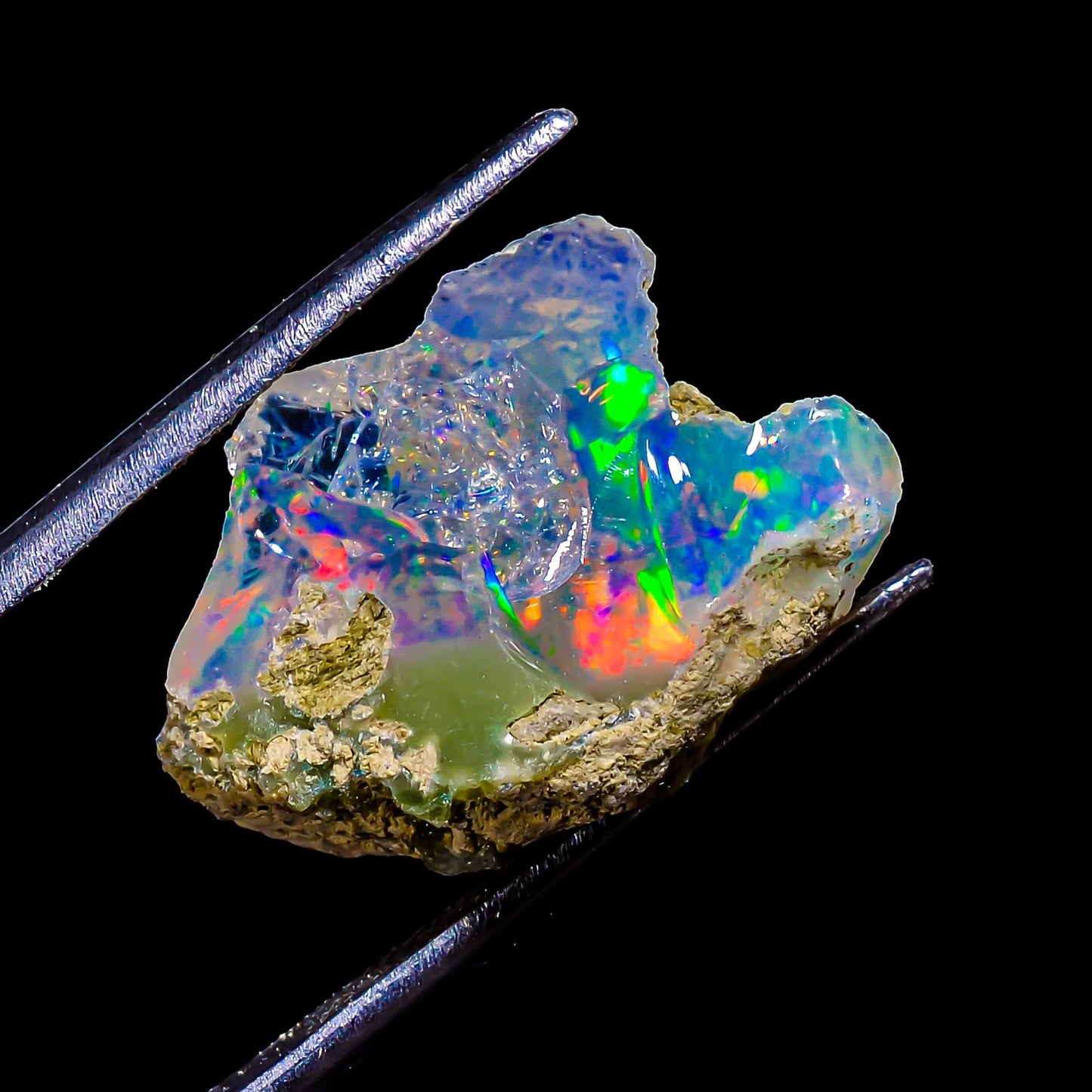 Natural 4.5 Cts Raw Ethiopian Opal Rough Gemstones Multi Fire Welo Opal Stones for Tumbling & Jewelry Making Supplies Healing Crystals Gems Rocks Loose Gemstones