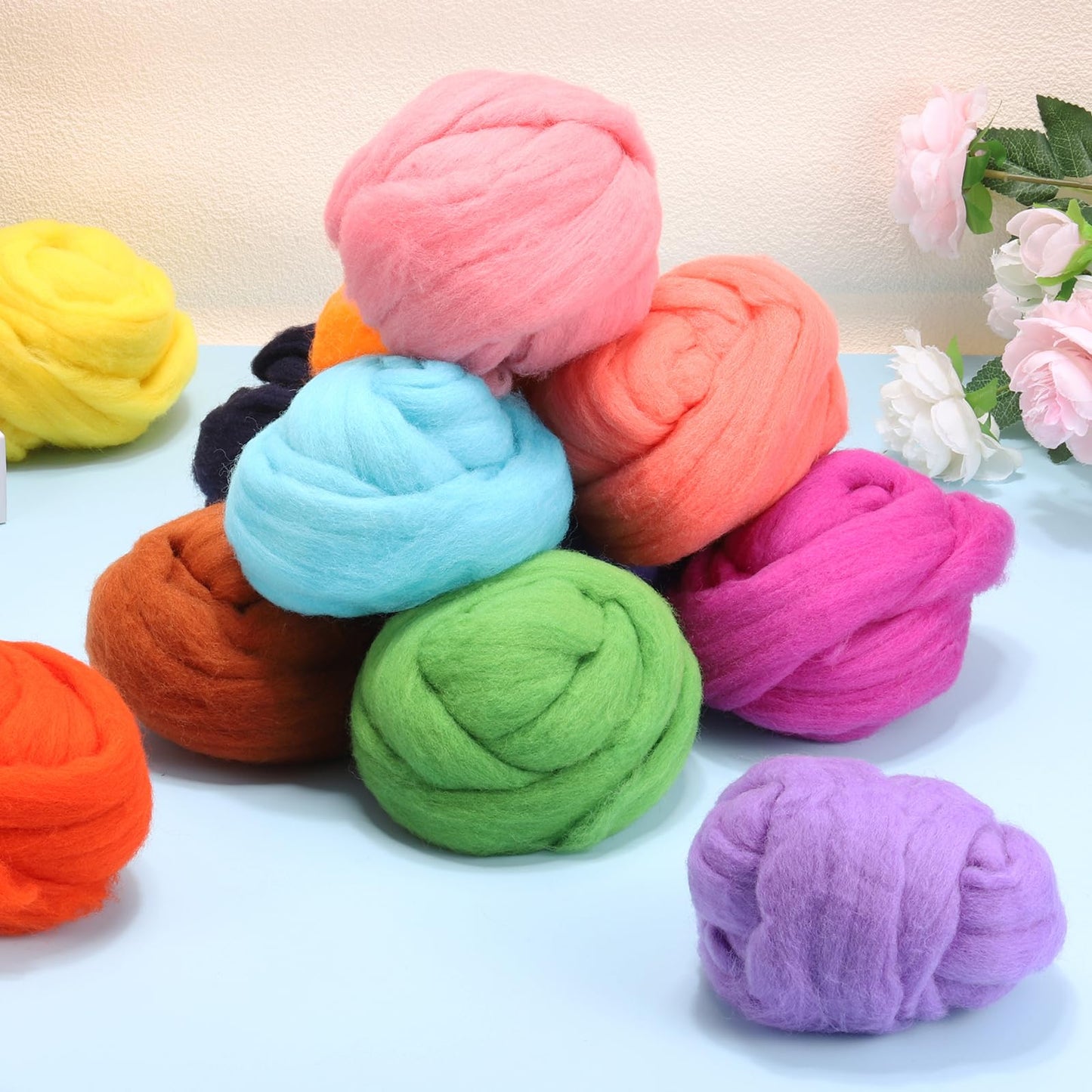 MECCANIXITY Wool Roving Yarn Soft Felting Wool 120g/4.23oz Pure Chunky Roving Yarn for Needle Felting Knitting Blanket Spinning Weaving Art DIY Craft White