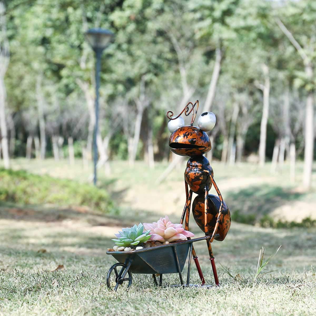 Tooarts Metal Ant Garden Decor Sculpture Home Patio Lawn Yard Indoor Outdoor Statue Ornament with Removable Bucket