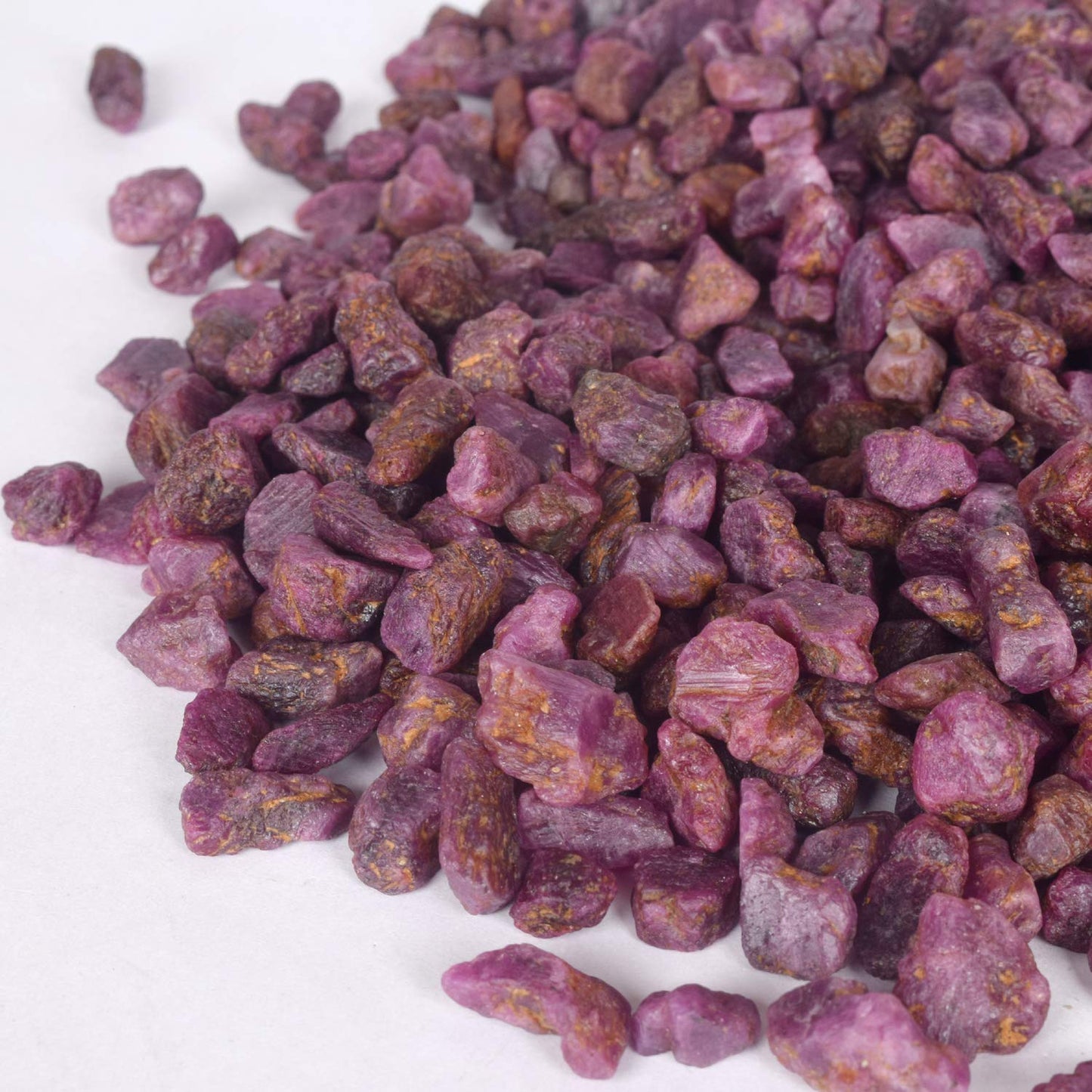GEMHUB 100 Ct Star Ruby Rough Stones Set of 10 Pcs - Raw Rocks Perfect for Tumbling, Lapidary Polishing, Reiki, Crystal Healing and Craft Gemstone Beads