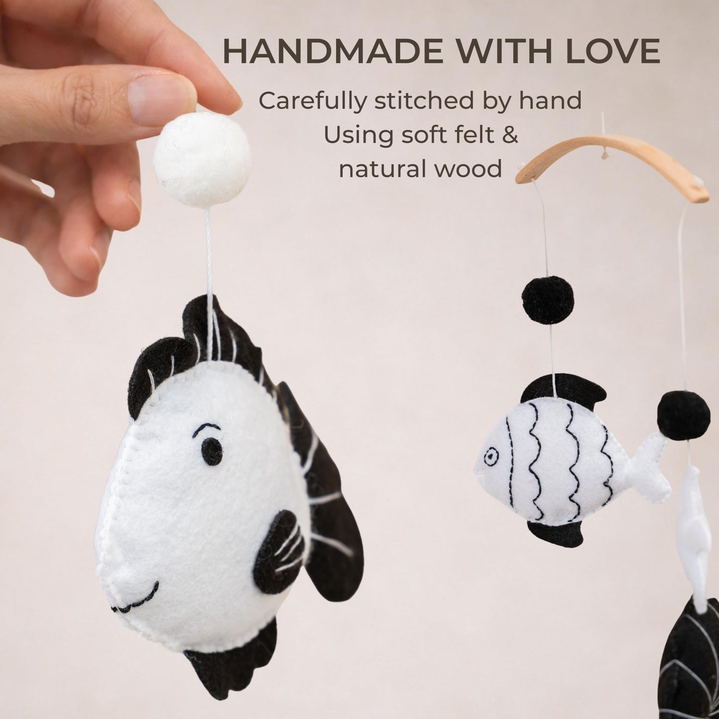 High-Contrast Black & White Decor for Newborn Baby Nursery Room – Fish Crib Mobile, Handmade for Boy & Girl, Safe Natural Wood & Fabric, Plastic-Free, Baby Shower Gift Ready