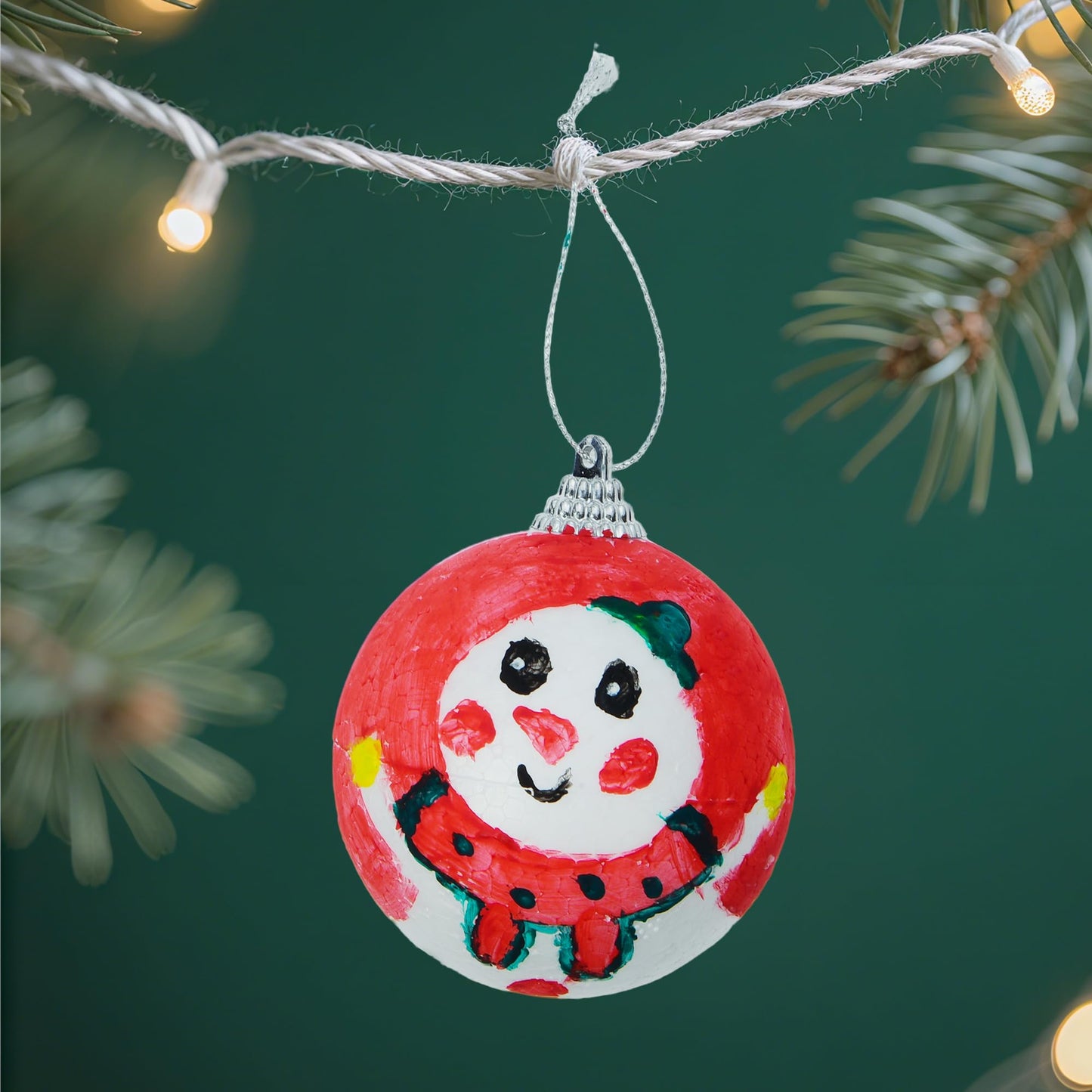 Aezhuvoal DIY Decorative Hanging Ornaments Foam Ball Kit with Paints & Brush - 20 Pack White Round Craft Foam Balls with Strings for Christmas, Halloween Holiday Decorations, Gift Idea