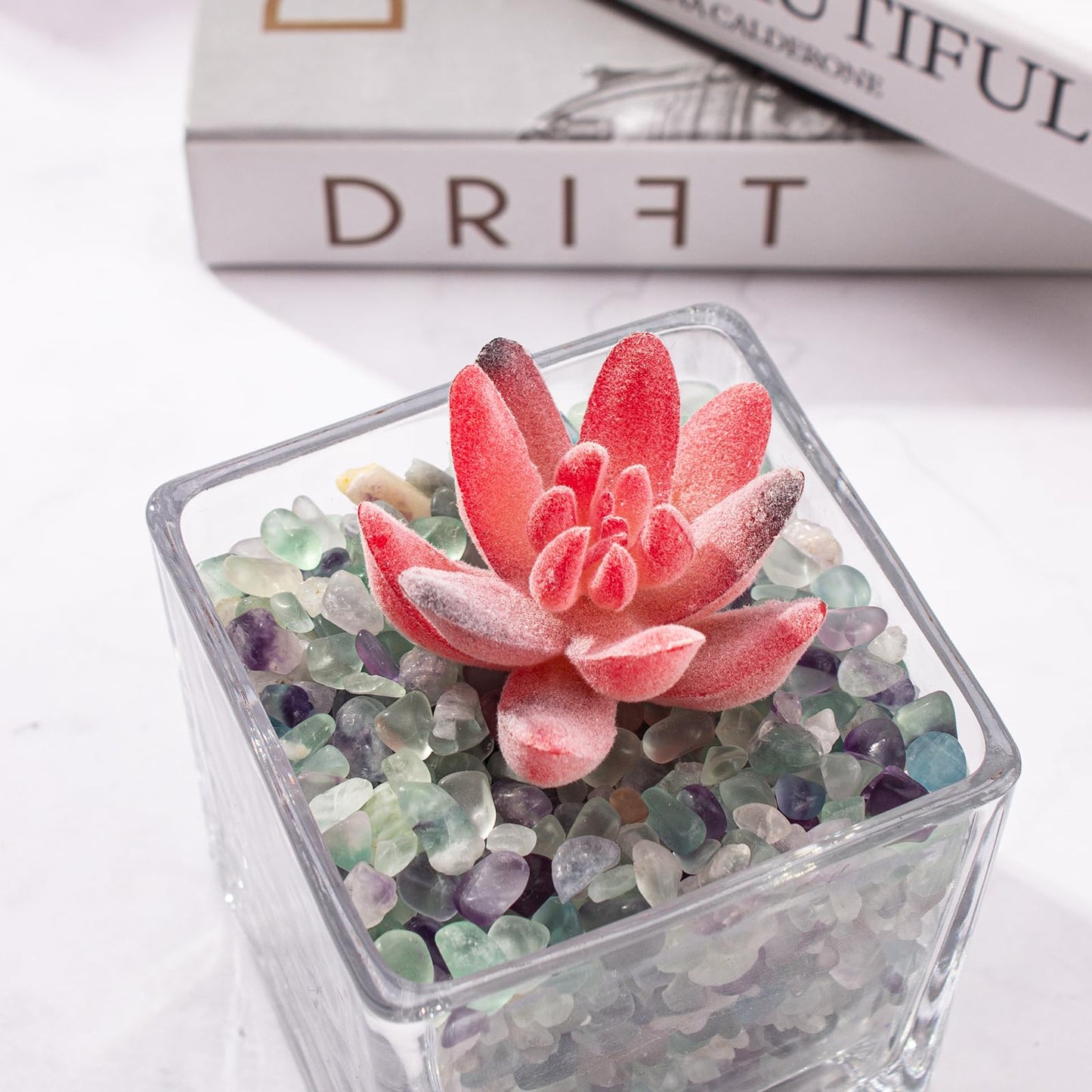 EZEELAI 0.5 Lb/230g Fluorite Crystal Chips Stones Decorative Crystal Pebbles, Irregular Shaped Natural Quartz Stones Aquarium Gravel Rocks for Vases Filler, Garden and Fish Tank Decoration