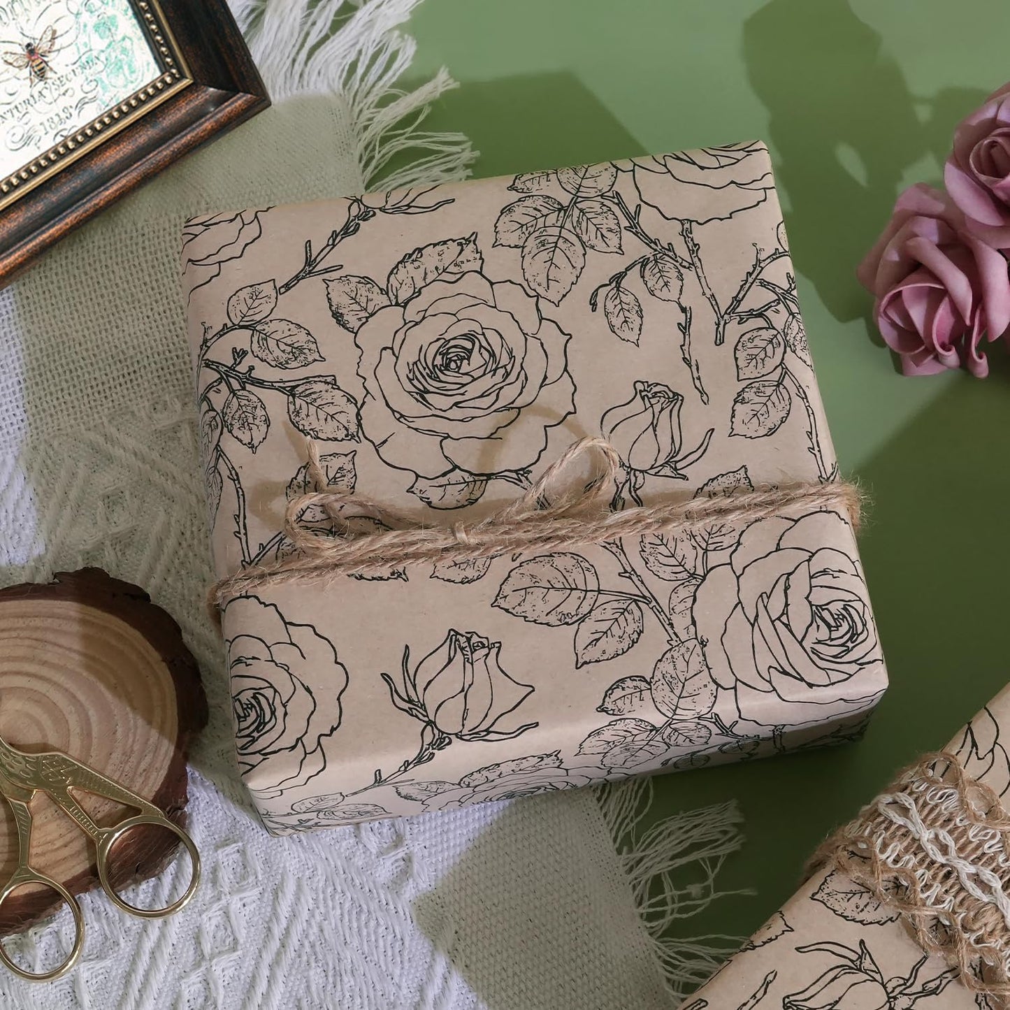 Kraft Floral Wrapping Paper Roll, Vintage Rose Wrapping Paper, Rose Print Design, Brown and Black Kraft Gift Wrap Paper for Birthday Mother's Day Bridal Shower Baby Shower Wedding, 17Inch×33Feet