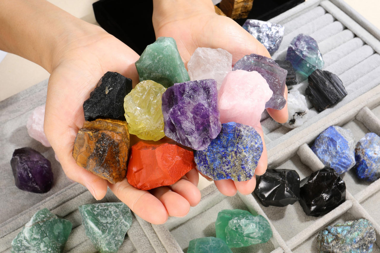Jovivi 2pcs Raw Green Aventurine Crystals,Large 1.6-2.2" Healing Crystals Natural Rough Stones Crystal for Tumbling, Cabbing, Home Decoration, Polishing, Wicca & Reiki