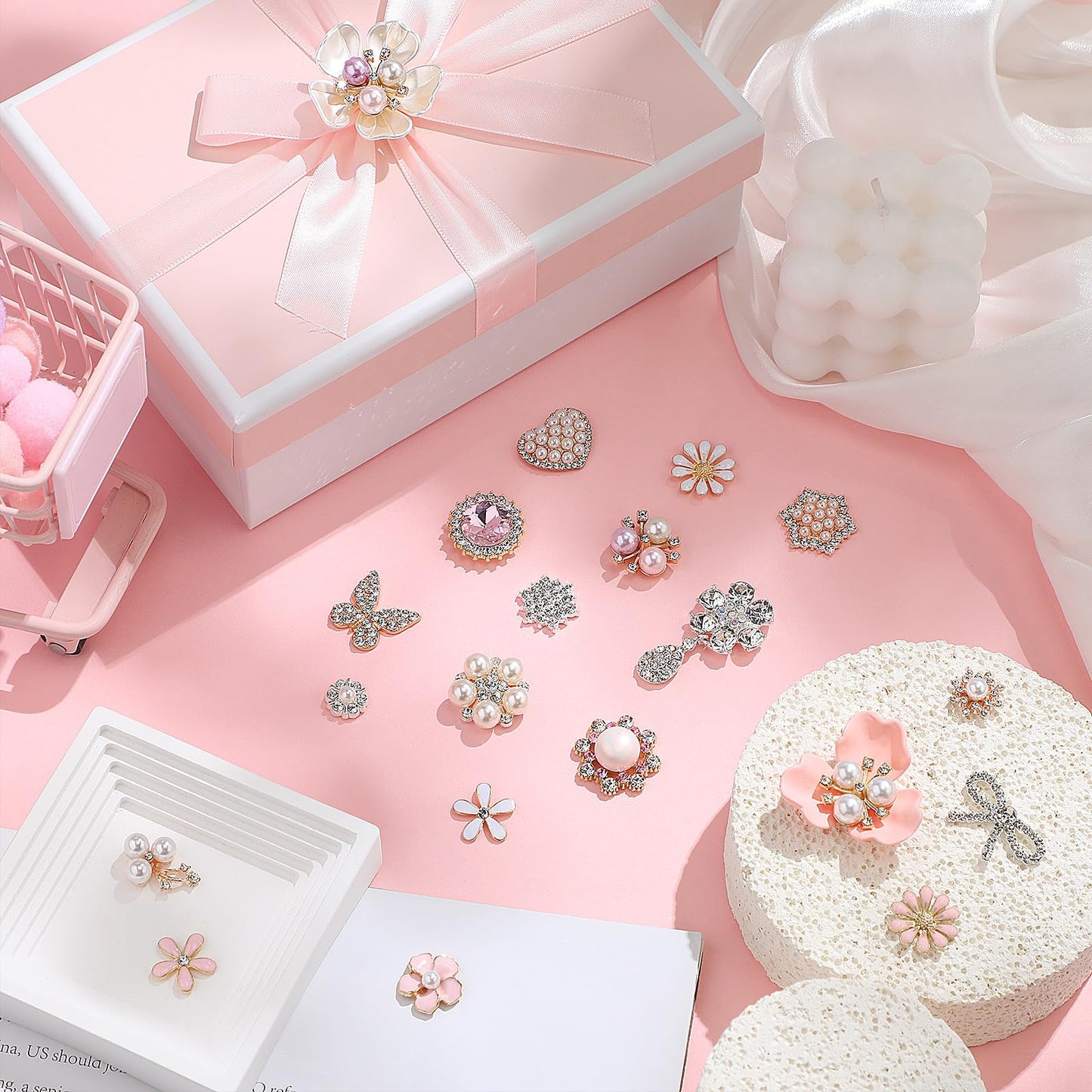Giegxin 48 Pcs Rhinestone Buttons for Crafts Clothes Faux Pearl Embellishments Pink Butterfly Rhinestone Flower Buttons Vintage Women Pearl Brooch for Jewelry Making, DIY, Bags Shoes Supplies