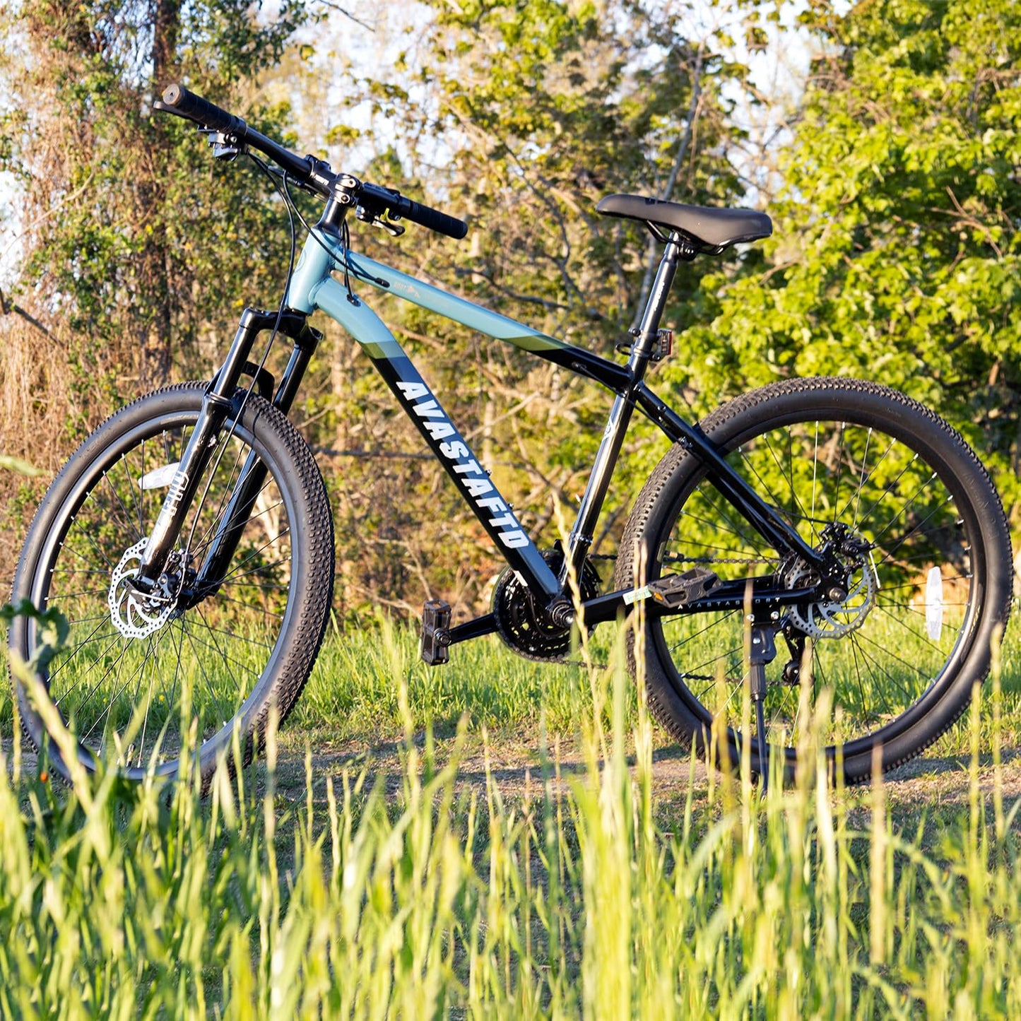 AVASTA 26-inch Mountain Bike for Man Male and Woman Female Adult with Lightweight Aluminum Alloy Frame and Dual Disc Brakes,Front Suspension,21-Speed Gear Shifters,Hidden Brake Cables,Blue