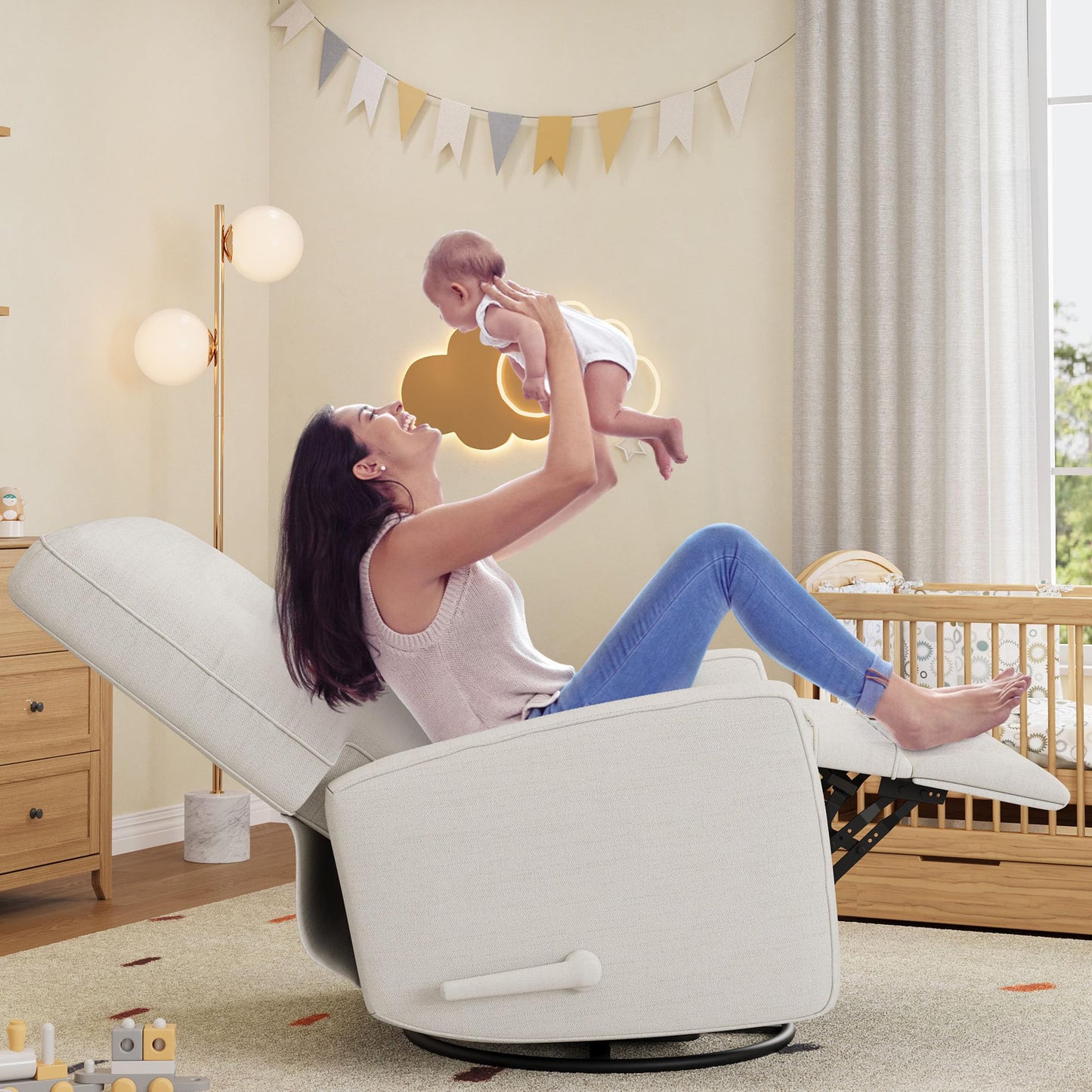 GarveeHome Recliner Chairs, Swivel Rocker Recliner, Glider Recliner Nursery Chair, Recliner Chair for Adults, 360°Swivel Glider Rocking Chair for Living Room, Bedroom, Office, Linen, White