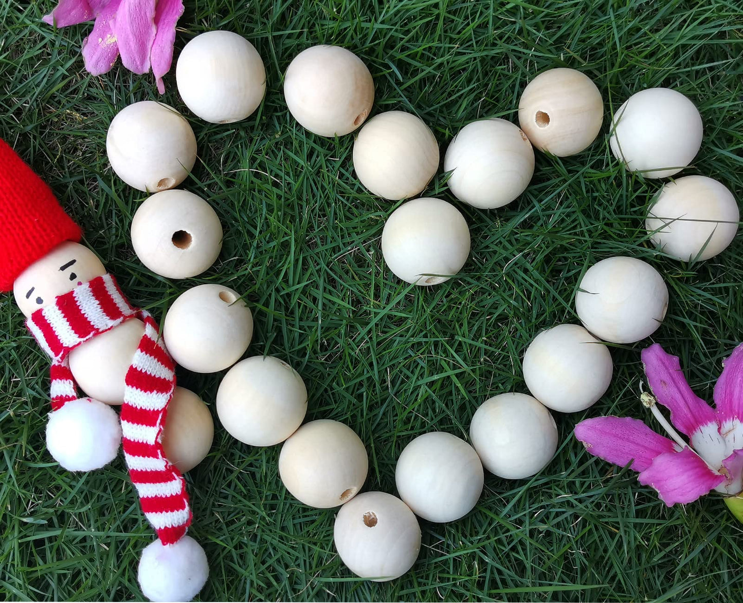 TBFYS 1.6IN(40MM) Wood Beads for Crafts, Extra Large Wooden Balls Bead Unfinished Wood Spacer Beads with Large Holes for Macrame Farmhouse Country Garland Decor（20PCS）