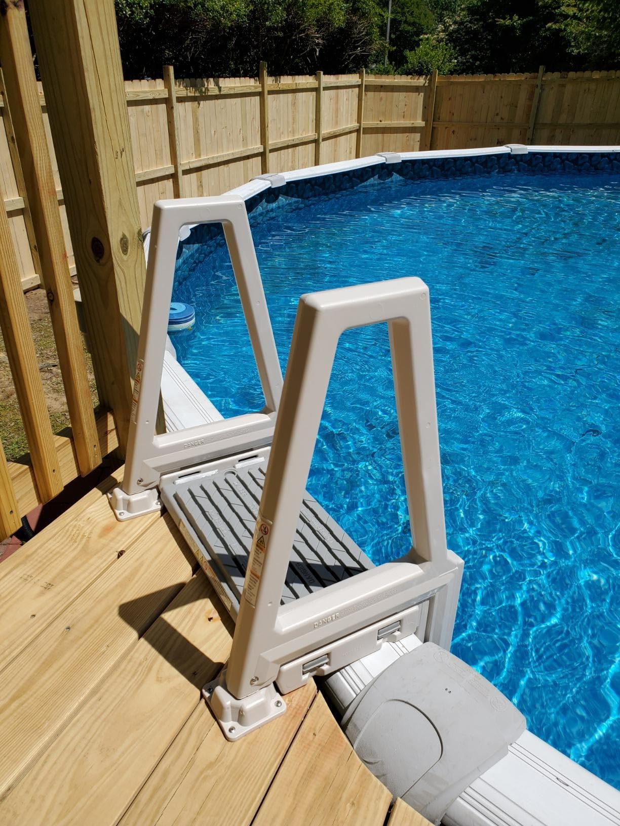 Confer Plastics 635-52X Sturdy Above Ground in-Pool Swimming Pool Ladder for Decks Adjustable from 46"-56"