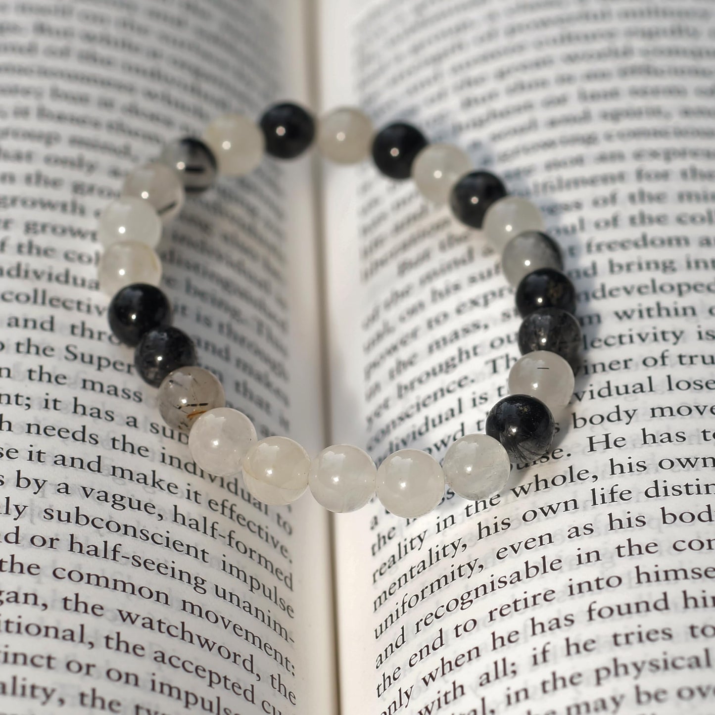 Crystal Agate Bracelets - Manifestation Bracelet - Natural Black Rutile Beaded Stretch Bracelet 8mm - Unisex Adult Yoga Bracelet - White-Black