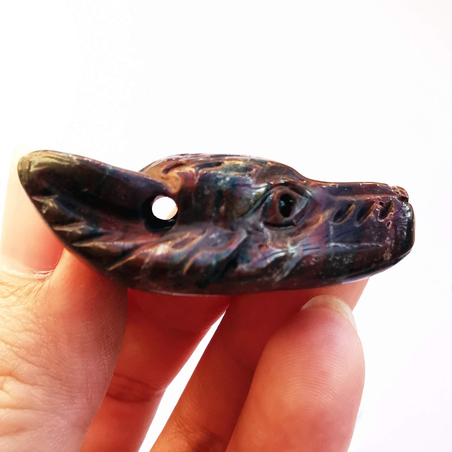 Bacatgem Natural Dragon Blood Jasper 1.57 inchs Wolf Head Pocket Crystals and Healing Stone Figurine,Haped DIY-Jewelry Pendant