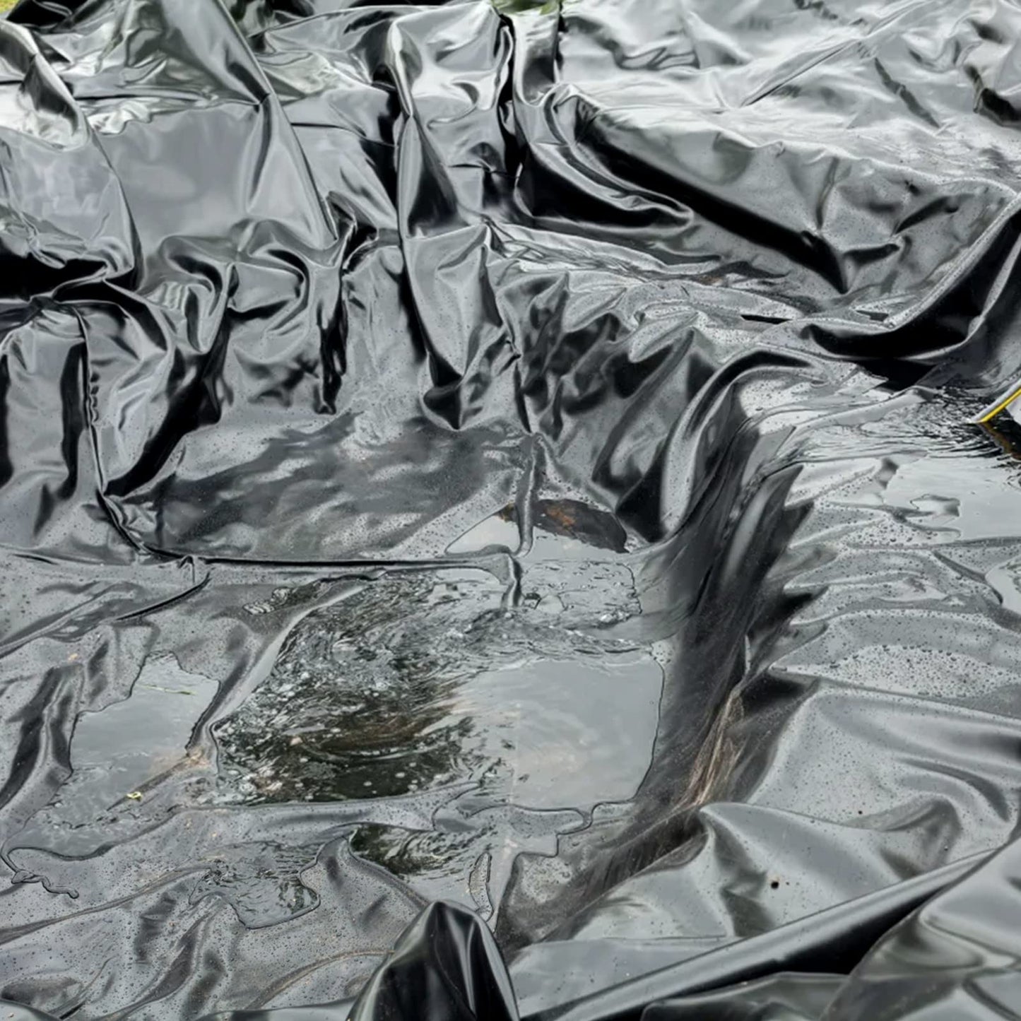 Yarlung 10 x 13 Feet Pond Liner, 20 Mil Fish Pond Mat Black HDPE Pond Liner for Waterfall, Garden Fountains, Water Features