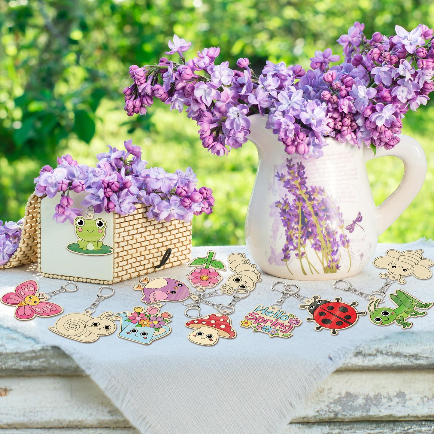 Haooryx Diy Wood Craft Kit - 24 Pcs Paint Decorate Your Own Hello Spring Cute Flower Animals DIY Wooden Art Painting Blank Keychains Wood Craft Kit Creative Activity Birthday Party Favors Goodie Bag