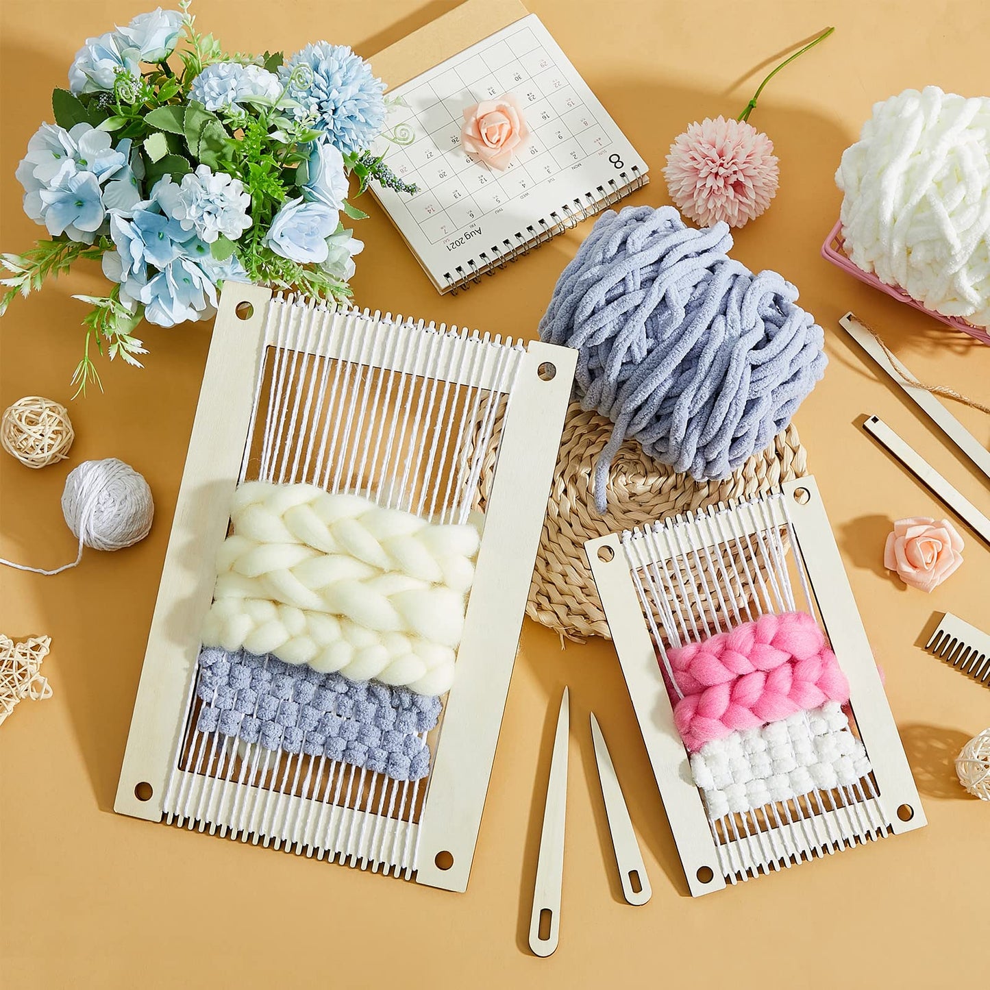 Juexica 7-Piece Weaving Loom Kit for Beginners, Complete Wooden Small Weaving Loom with Stick,Comb,Crochet Needle, DIY Craft Kit for Adults, Ideal Gift for Mother's Day Birthday Christmas(Beige)